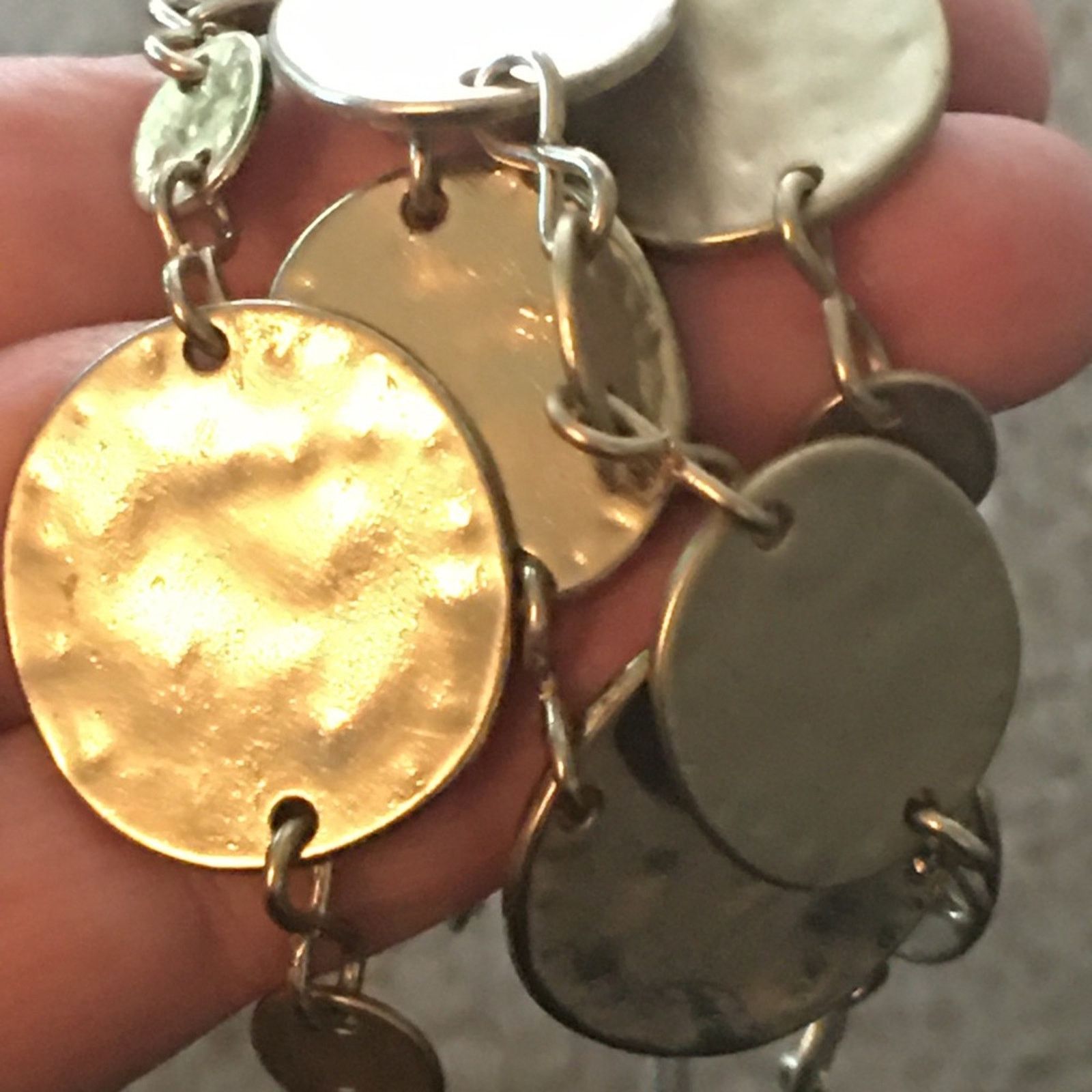 Express Express hammered gold disc layered necklace Size ONE SIZE - 4 Thumbnail