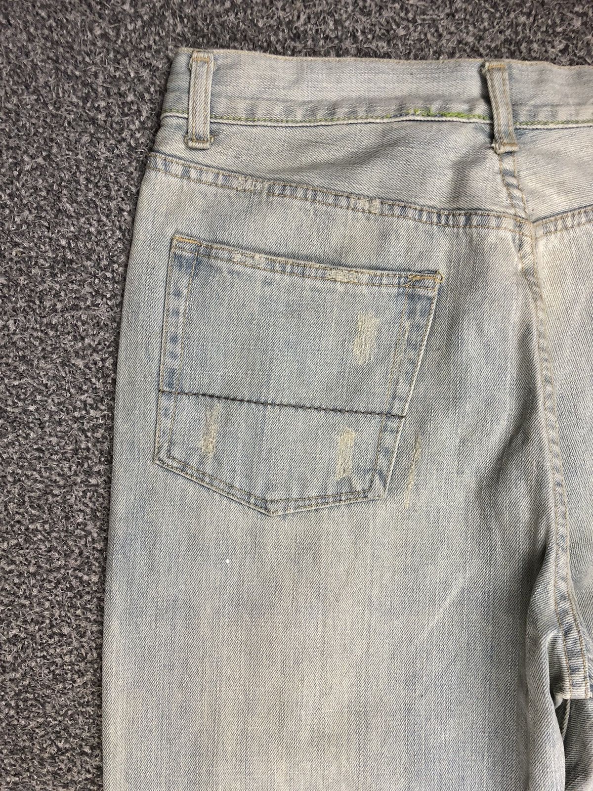 Abercrombie & Fitch Vintage Crazy Distressed Abercrombie And Fitch Flare Jeans Size US 33 - 13 Thumbnail
