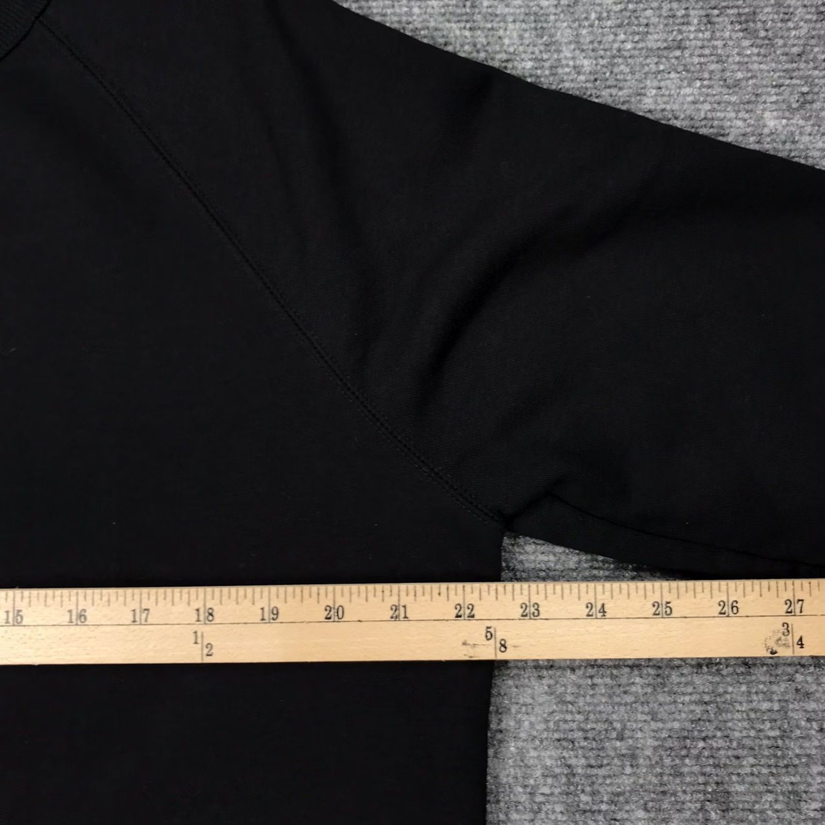 Old Navy VINTAGE NWOT Old Navy Women's Black Crewneck Sweatshirt Large Gusset Style Pullover Size L / US 10 / IT 46 - 7 Thumbnail