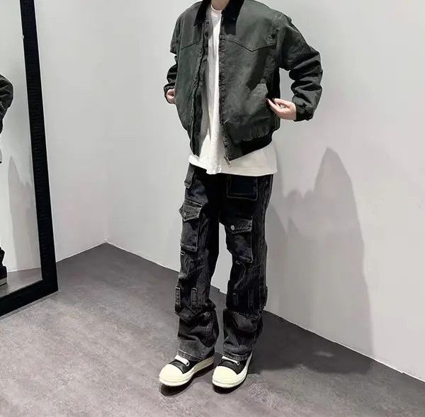 Japanese Brand Vintage Street Punk Hip Hop Multi-Pocket Workwear Jeans Size US 32 / EU 48 - 2 Thumbnail
