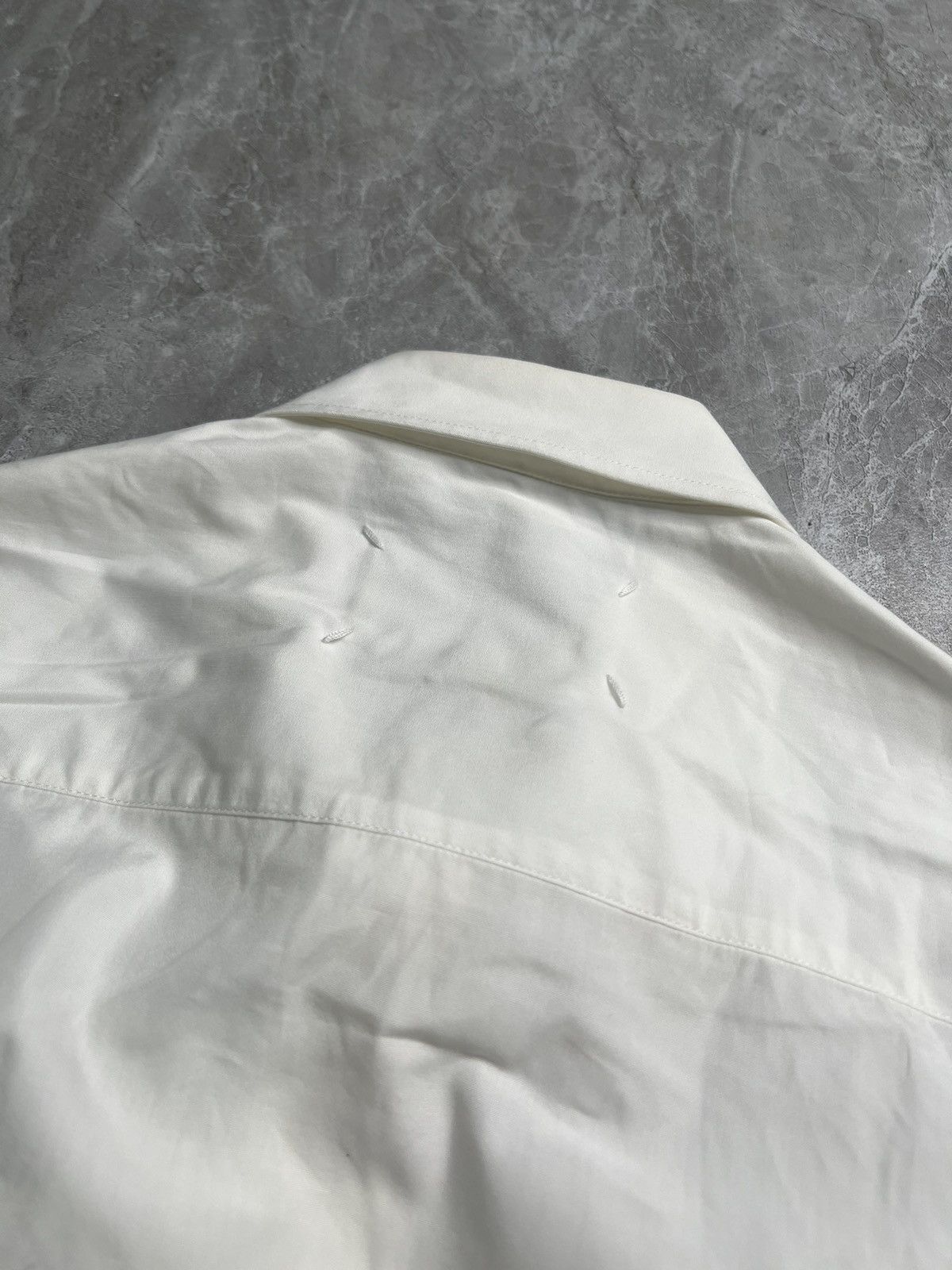 Maison Margiela Maison Margiela Line 14 Raw-Trim Cotton Poplin Tuxedo Shirt Size US M / EU 48-50 / 2 - 6 Thumbnail