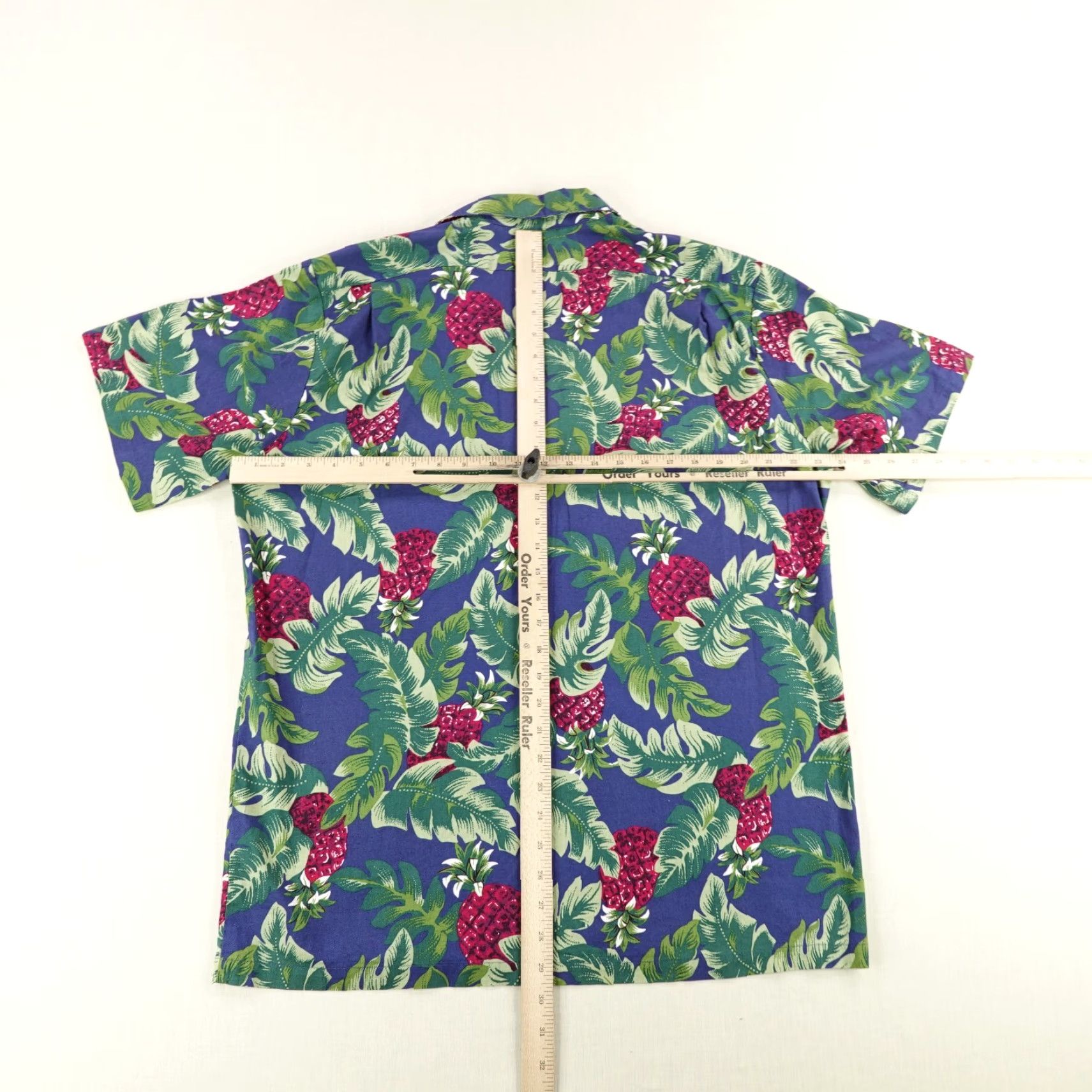Hilo Hattie VINTAGE HILO HATTIE Shirt Men Large Floral Hawaiian Aloha Button-Up Short Sleeve Purple Cotton 80s/90s Beachwear Mens Size US L / EU 52-54 / 3 - 5 Thumbnail