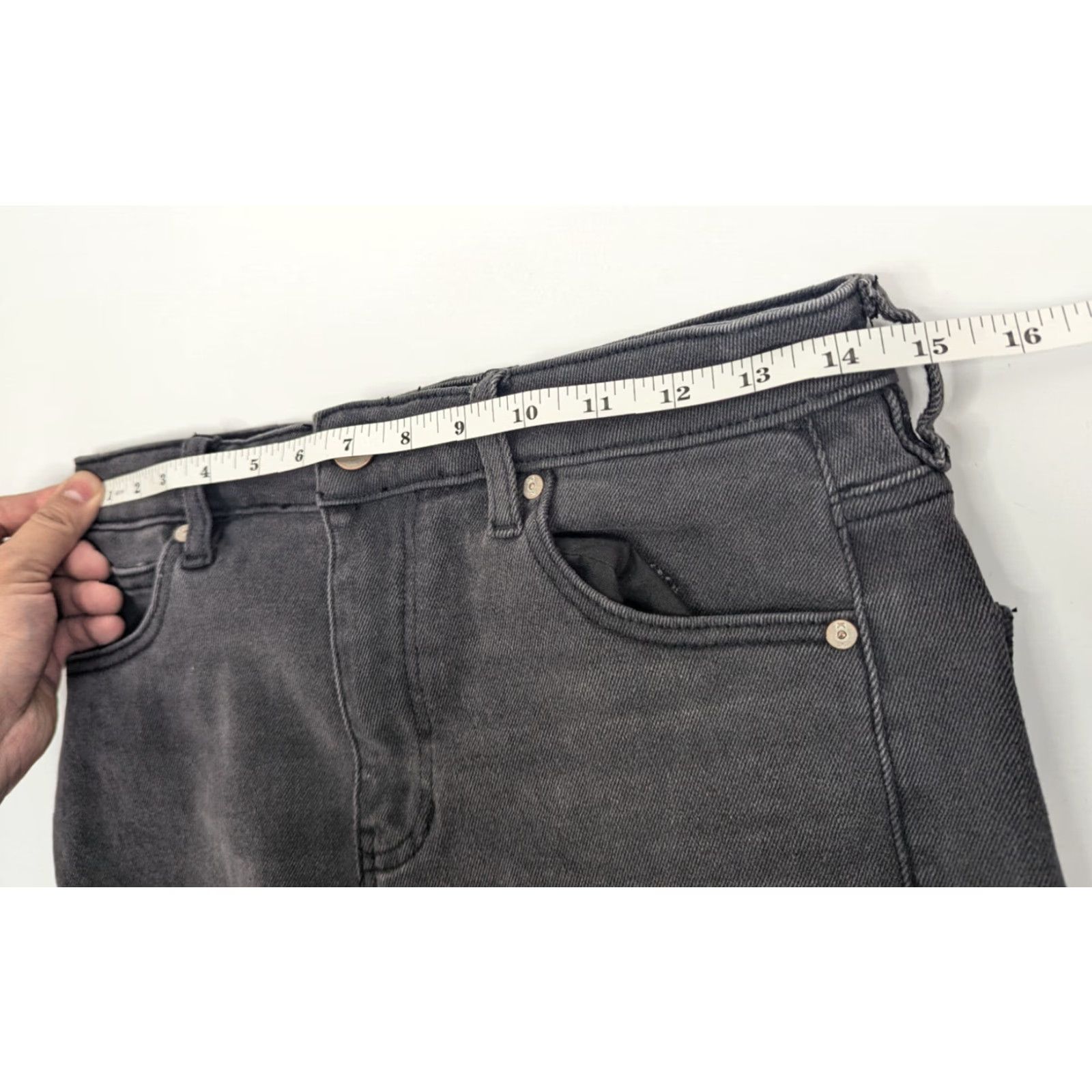 Vintage VINTAGE Kendall + Kylie The Drifter High Rise Grey Distressed Jean Shorts Size 9/29 Women Pants Denim Cotton Cut-Off - Mens? Size 30" / US 8 / IT 44 - 5 Thumbnail