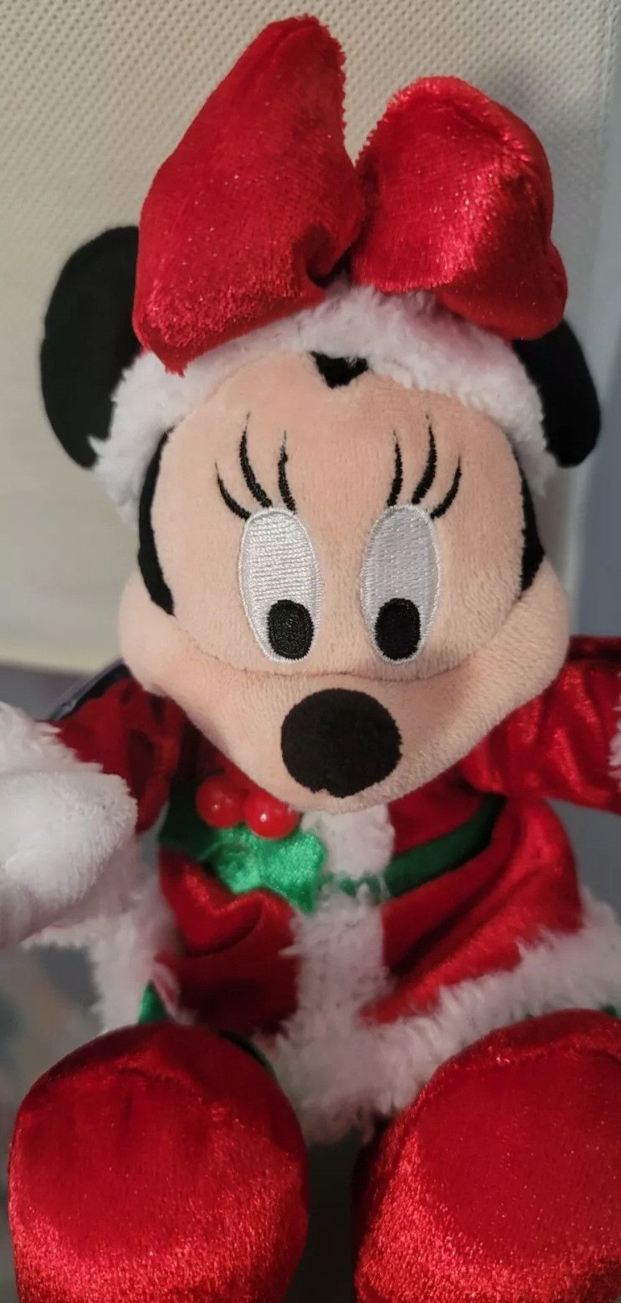 Disney NWT Disney Disney 7" Holiday Sparkle Minnie Mouse Plush Size ONE SIZE - 1 Thumbnail