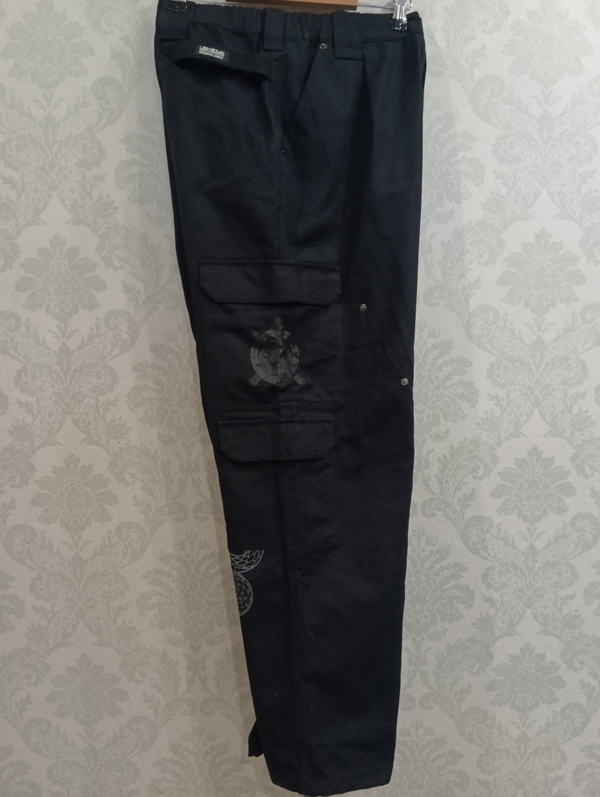 Unknown London Unknown London BLACK EMBROIDERED CARGOS pants Size US 34 / EU 50 - 6 Thumbnail