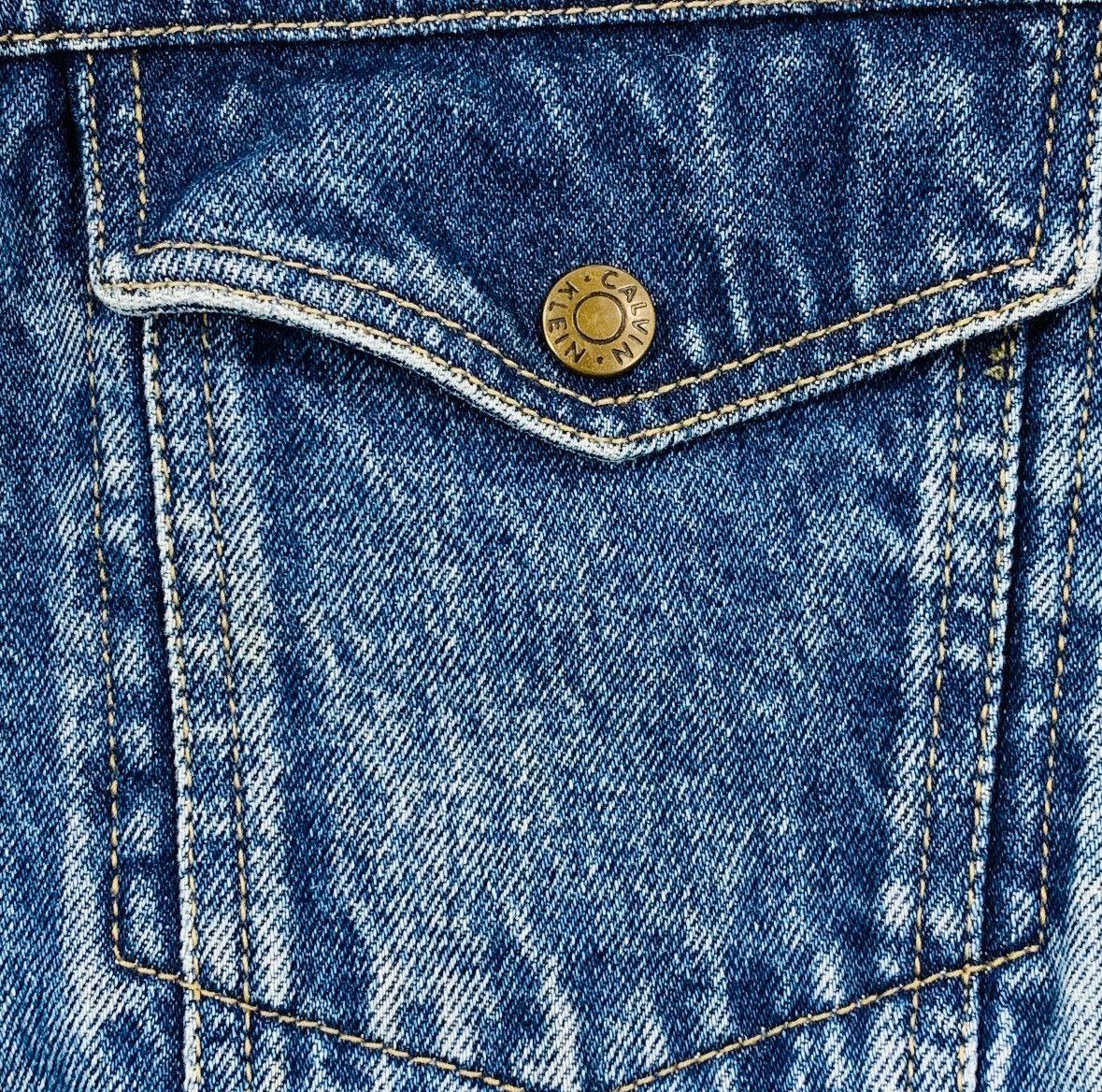 Calvin Klein Vintage Calvin Klein Denim Jacket w/ Natural Fade (XL) Size US XL / EU 56 / 4 - 6 Thumbnail
