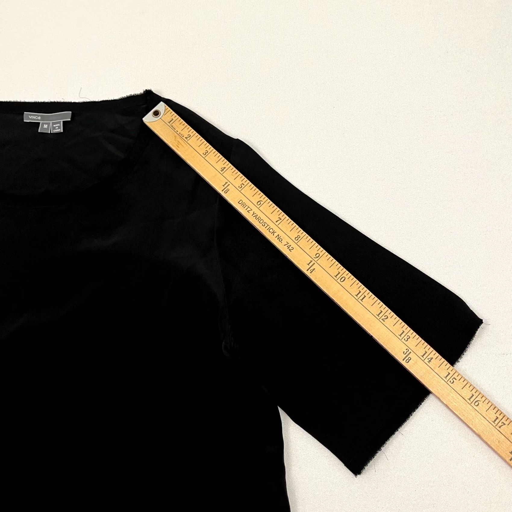 Vince Vince Blouse Womens Medium 100% Silk Black Frayed Hem Casual Office Career Work Shirt Adult Regular Black 3/4 Sleeve Womens Size M / US 6-8 / IT 42-44 - 7 Thumbnail