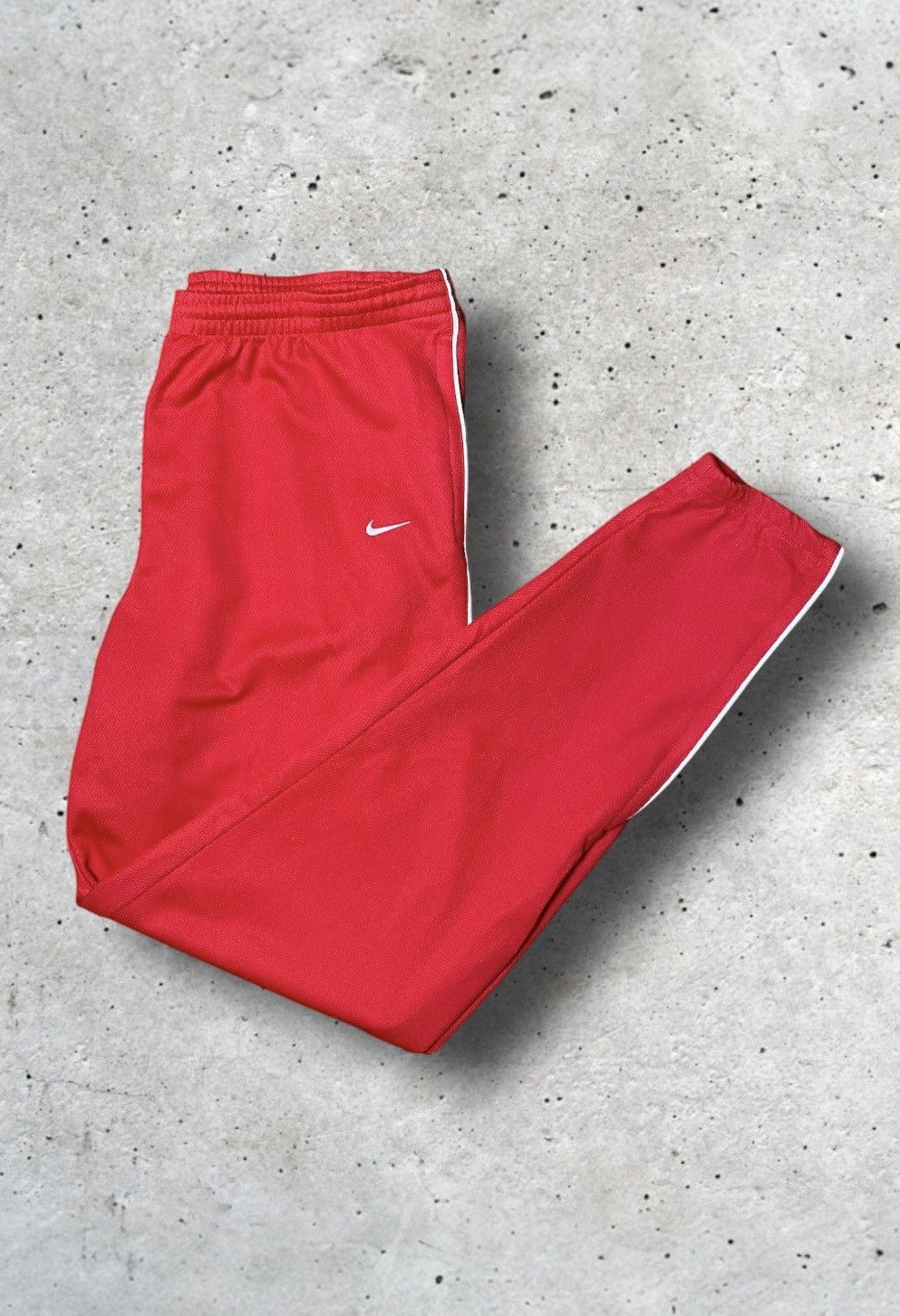 Nike Nike Vintage Track Pants Red Trainingshose Joggers Men‘s Size US 44 / EU 60 - 2 Thumbnail