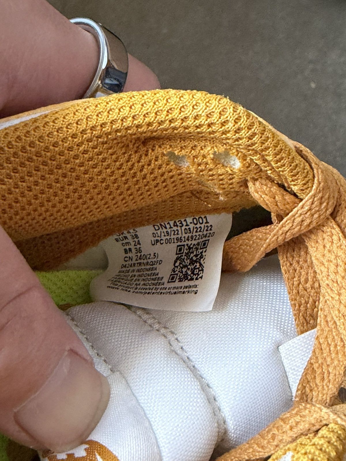 Nike Nike Dunk - Phantom/ Gold - size 7w - 5.5m Size US 7 / IT 37 - 6 Thumbnail