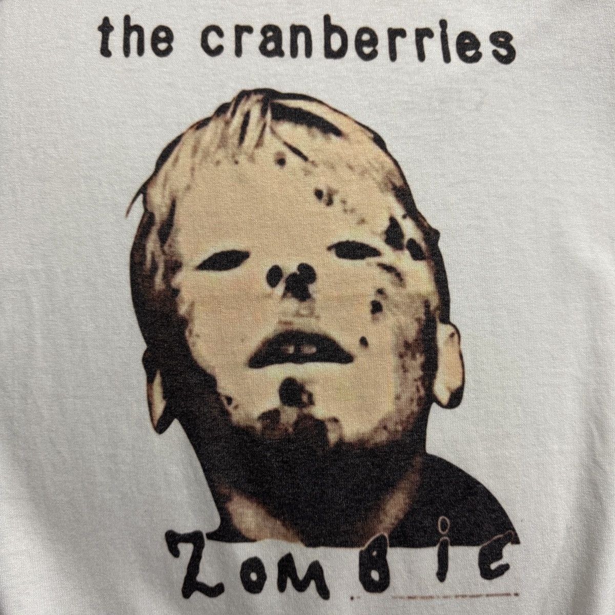 Band Tees Vintage 2000s The Cranberries Zombie Promo Tee Size US L / EU 52-54 / 3 - 7 Thumbnail