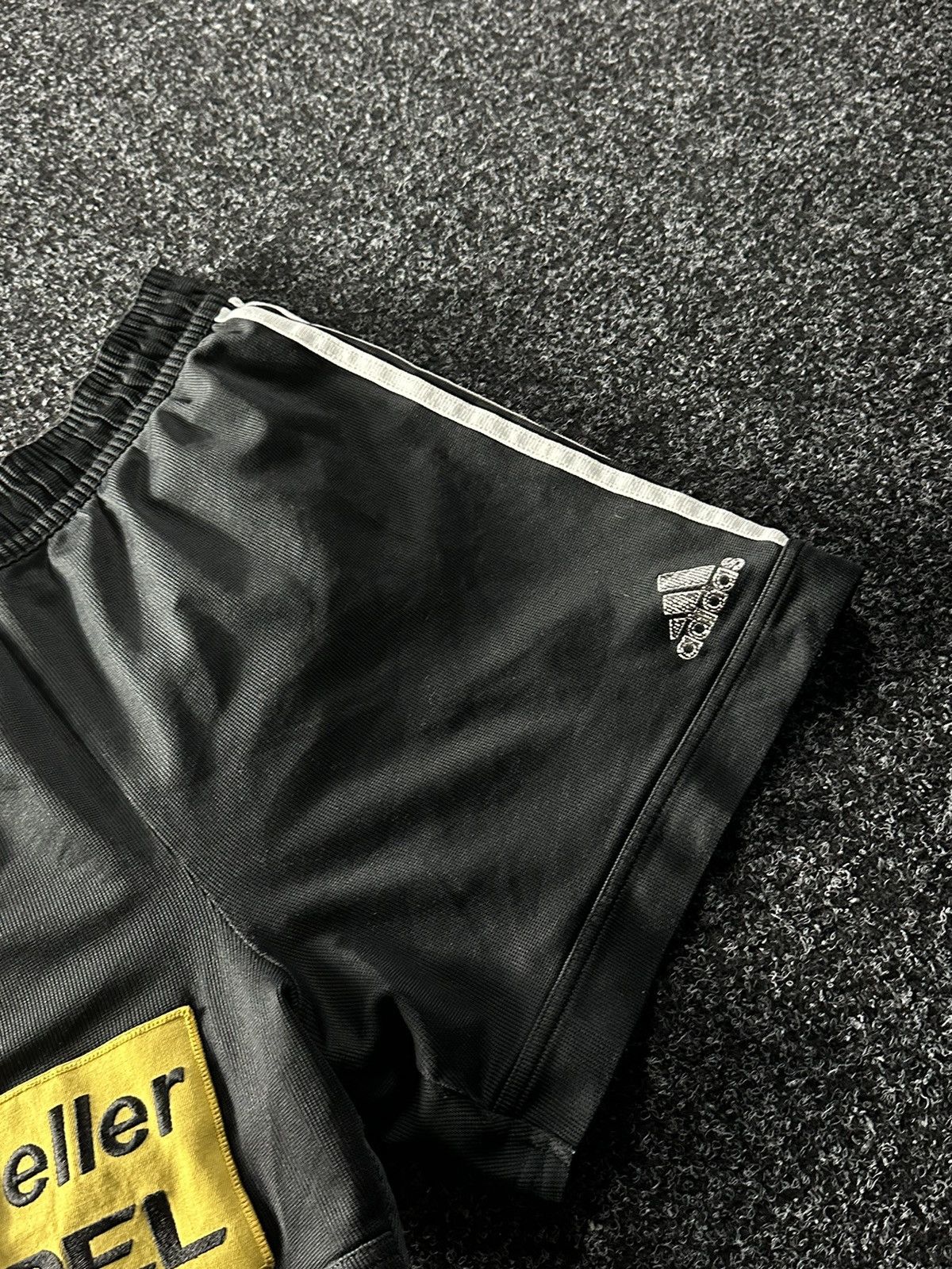 Adidas × Red Bull VINTAGE ADIDAS RED BULL OPEL RACING west germany SHORTS 90s Size US 33 - 3 Thumbnail