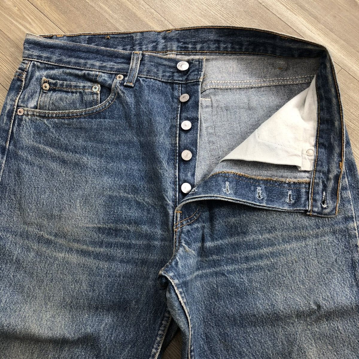 Levi's × Levi's Vintage Clothing 🇺🇸90’s Vintage Levis 501 #520 29x32 Straight Leg Faded Jeans Size US 33 - 9 Thumbnail