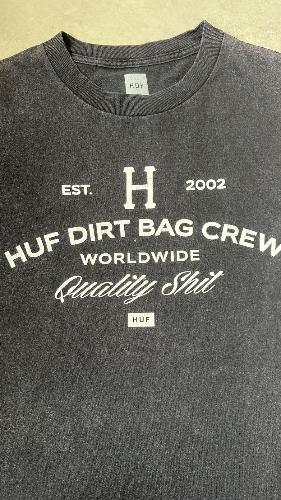 Huf VINTAGE HUF DIRTY BAG CREW WELL FADED TEE Size US M / EU 48-50 / 2 - 2 Thumbnail