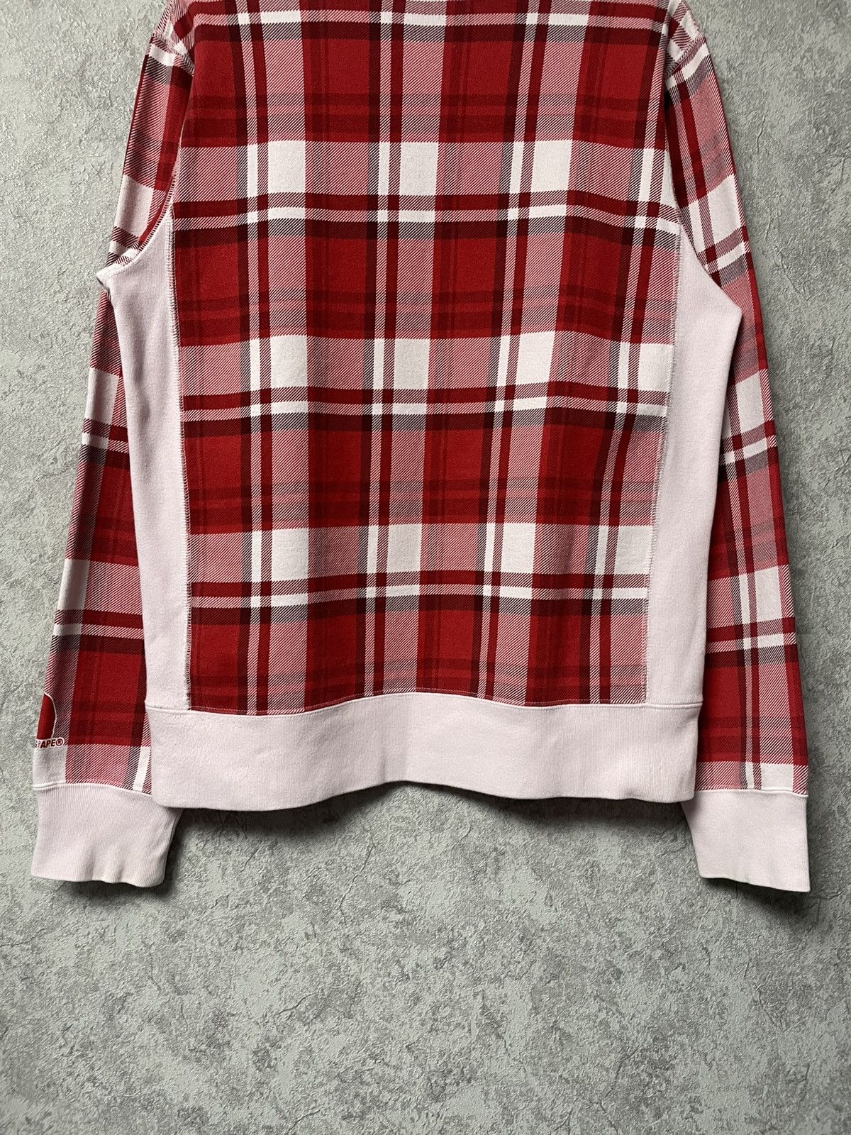 Bape Bape Check Gift Busy Works Sweatshirt Crewneck A Bathing Ape Size US M / EU 48-50 / 2 - 21 Thumbnail