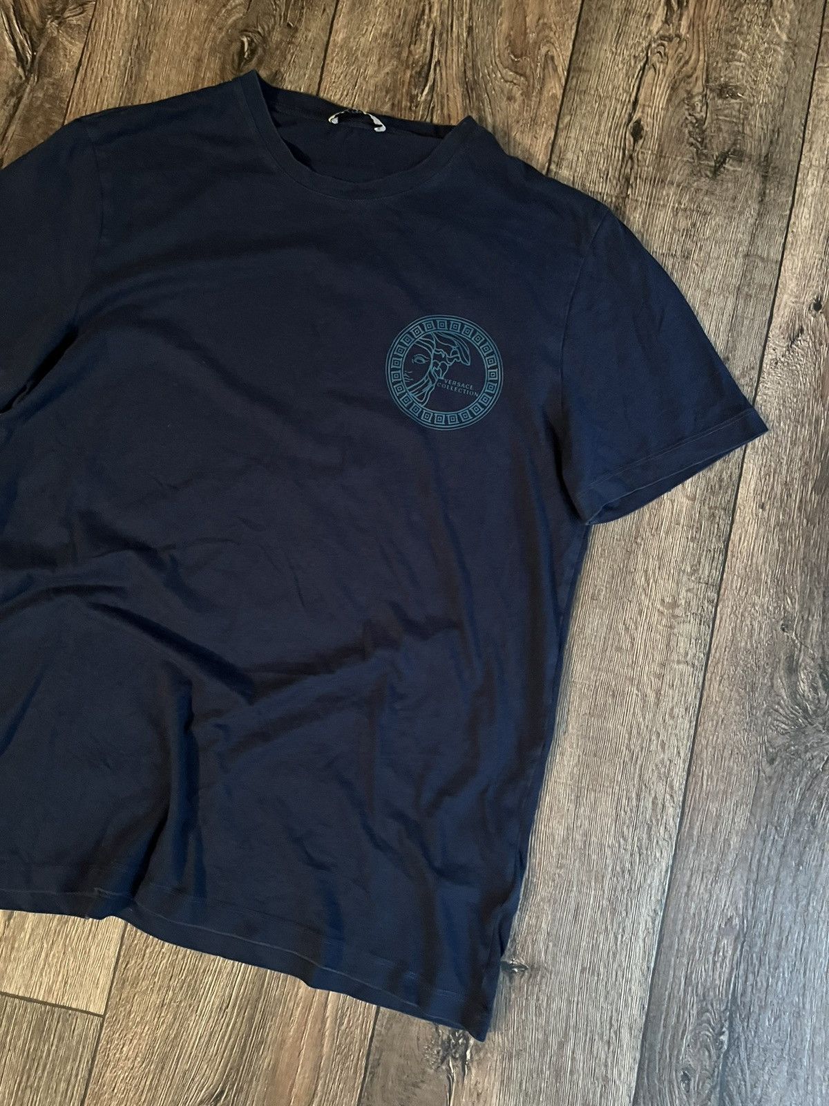Versace Versace Collection Medusa Logo T-shirt Gianni Versace Size US L / EU 52-54 / 3 - 2 Thumbnail