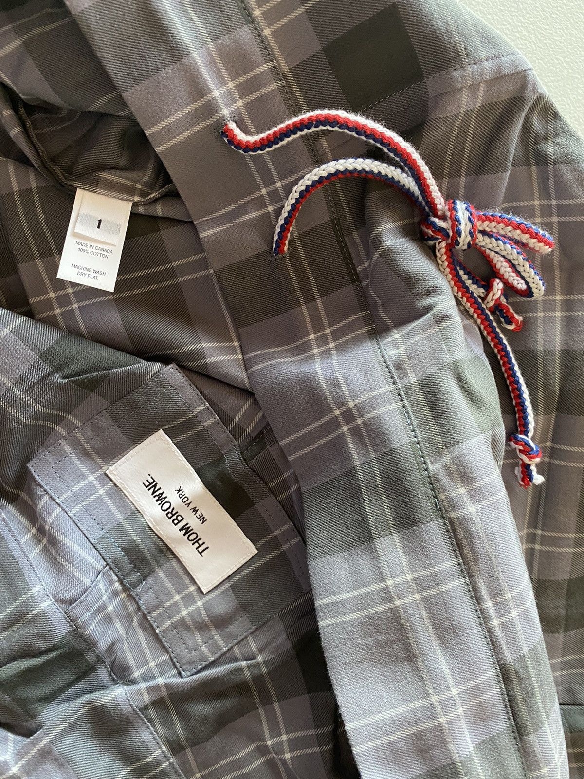 Thom Browne Thom Browne grey/lt grey flannel windowpane check 1 NWT Size US 35 - 21 Thumbnail
