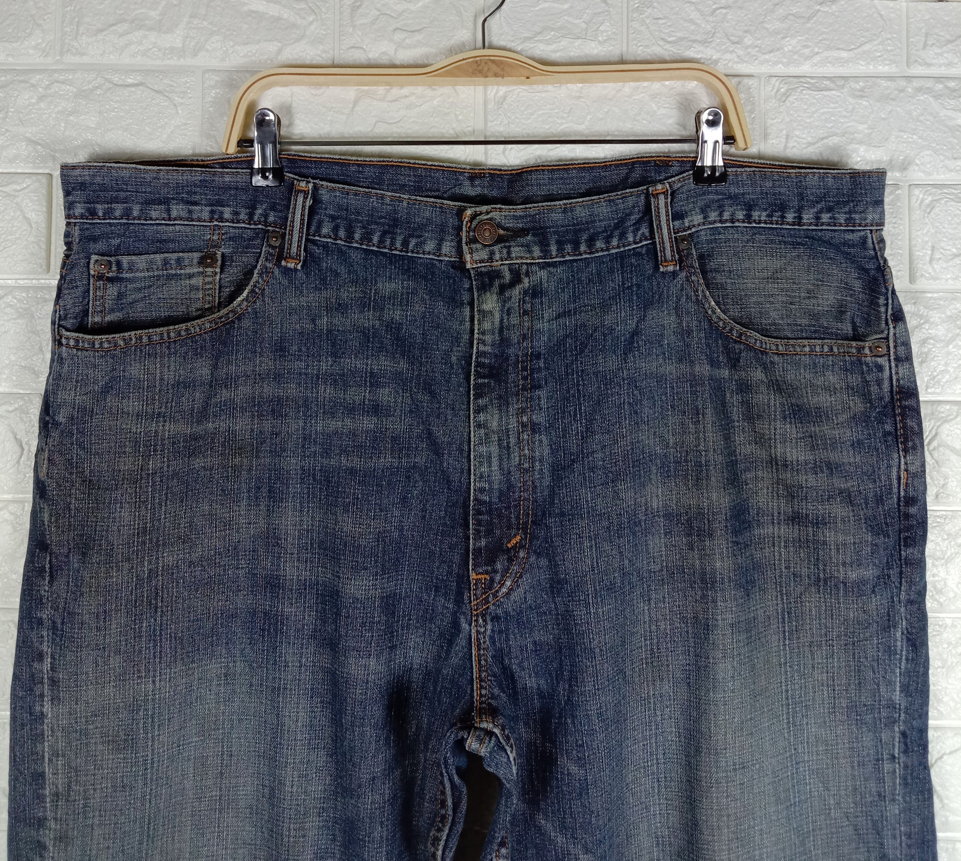 Levi's Vintage Levi's 550 Jeans Earth Tone Relaxed Fit Denim Size US 44 / EU 60 - 2 Thumbnail