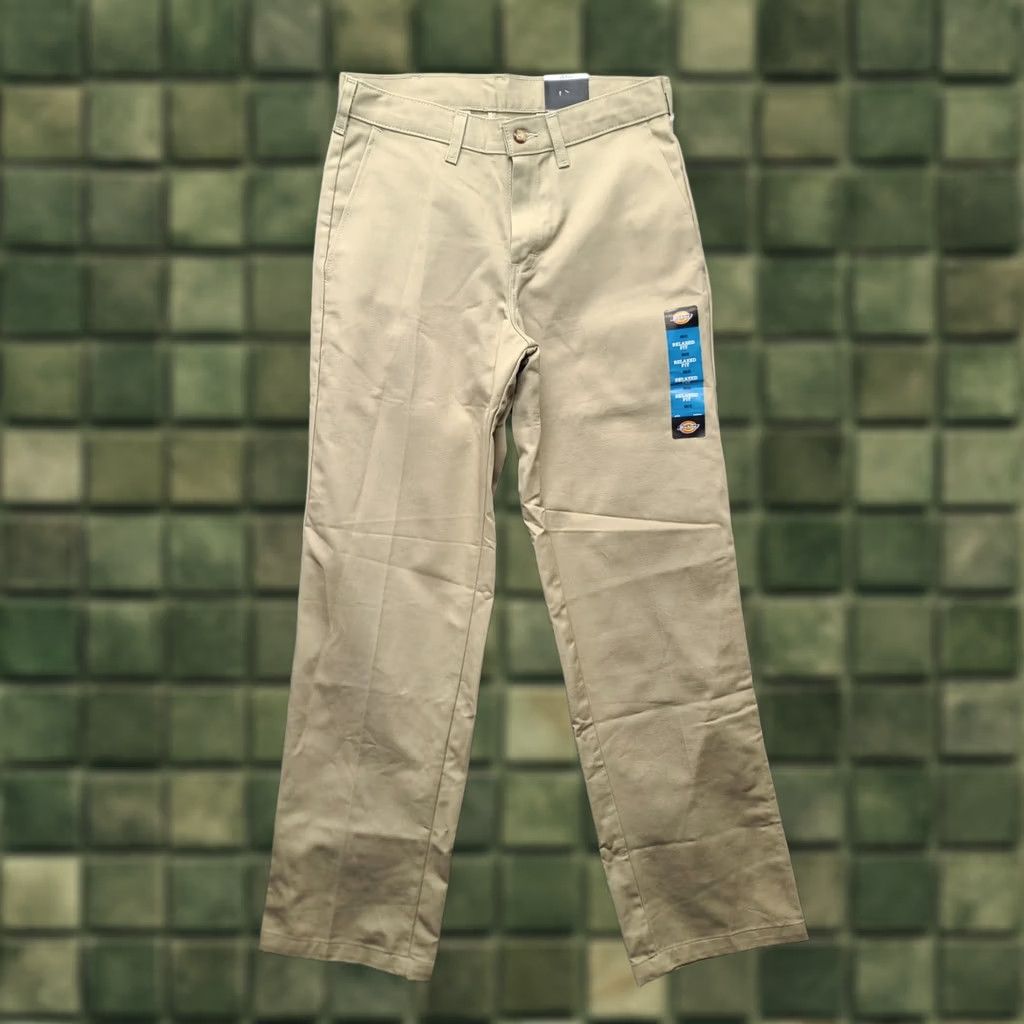 Dickies Dickies Work Pants Mens 28x32 Relaxed Fit Straight Leg Cotton Workwear Pants Size US 28 / EU 44 - 1 Thumbnail