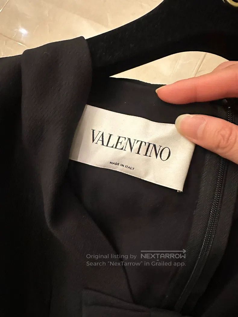 Valentino Valentino Lace dress Size M / US 6-8 / IT 42-44 - 2 Thumbnail