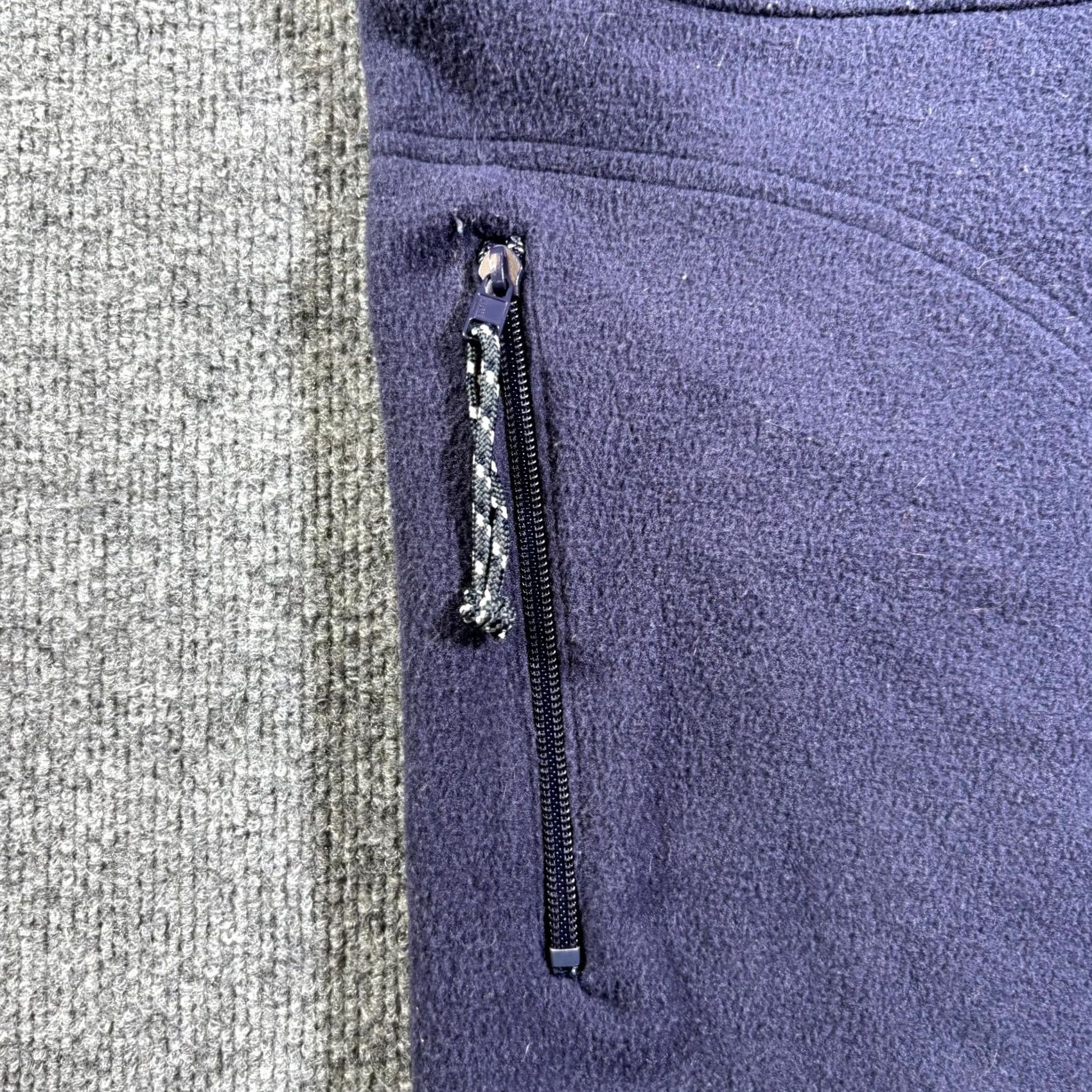 Old Navy Old Navy Vest Mens Medium Purple Pockets Full Zip Mock Neck Drawcord Hem Fleece Jacket Shirt Size US M / EU 48-50 / 2 - 5 Thumbnail