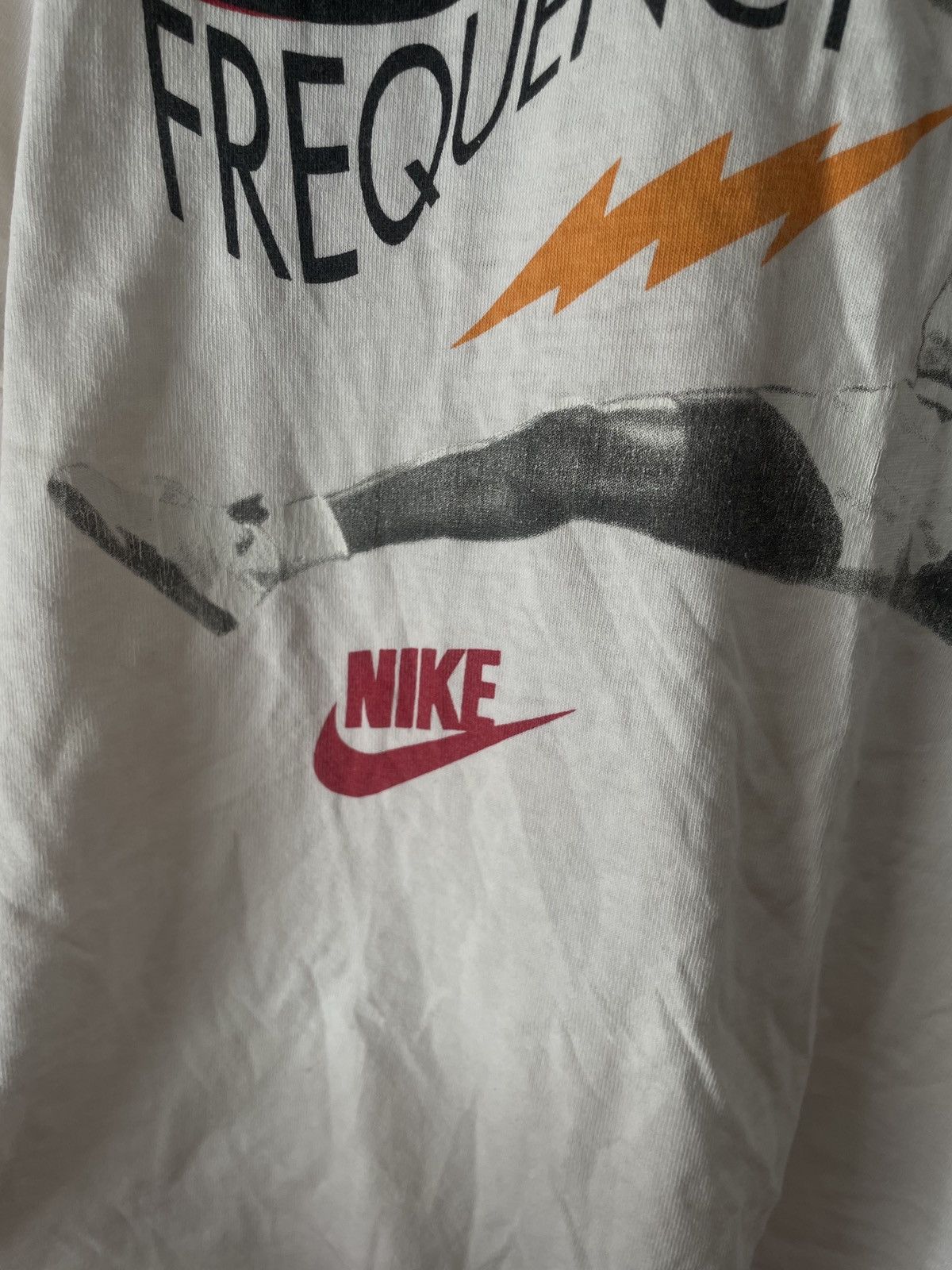 Jordan Brand Vintage 90s Rare Air Jordan Nike Tee Size US L / EU 52-54 / 3 - 5 Thumbnail