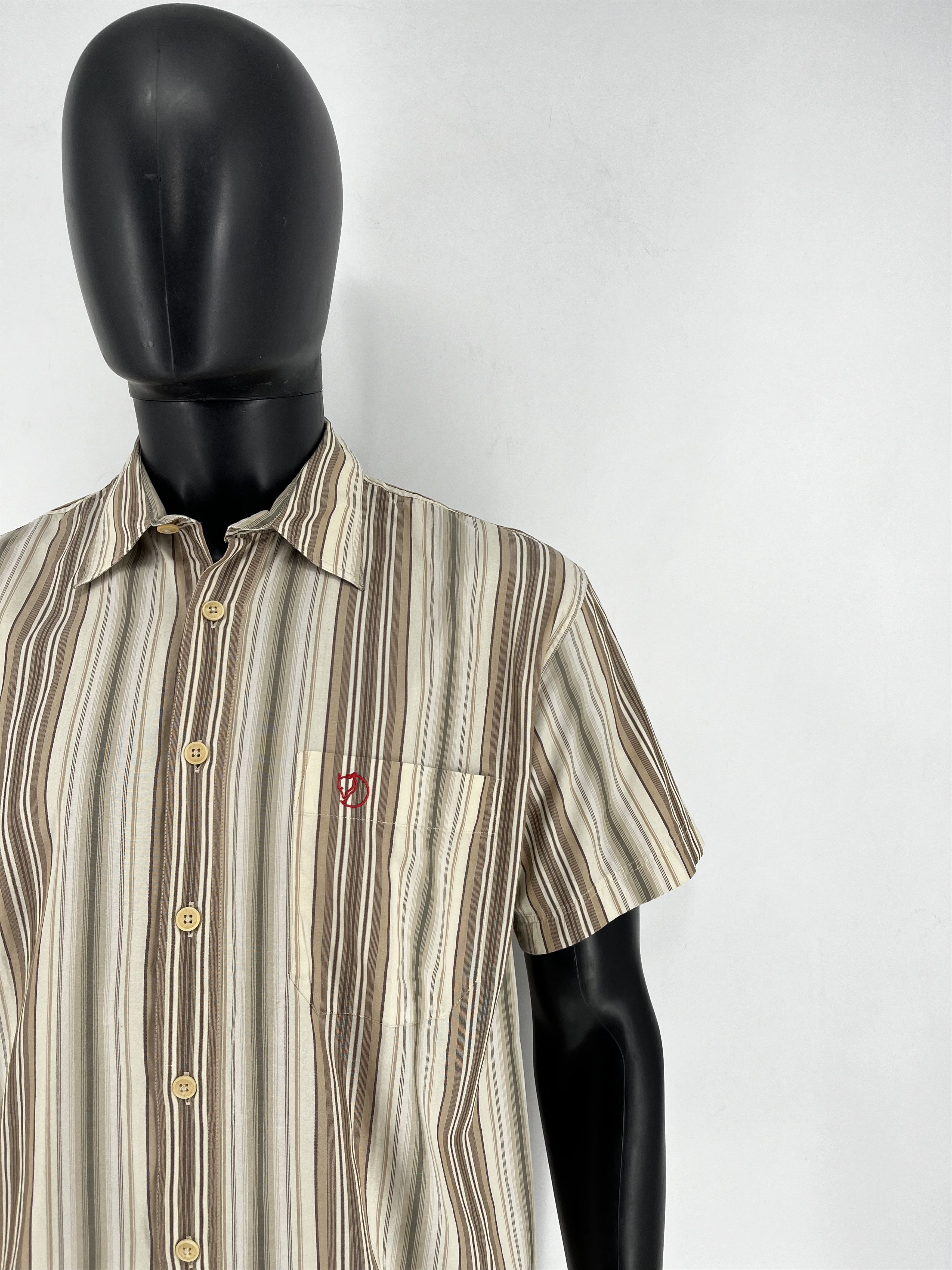 Fjallraven Fjall Raven Short Sleeve Streetwear Outdoor Shirt Size L Size US L / EU 52-54 / 3 - 7 Thumbnail