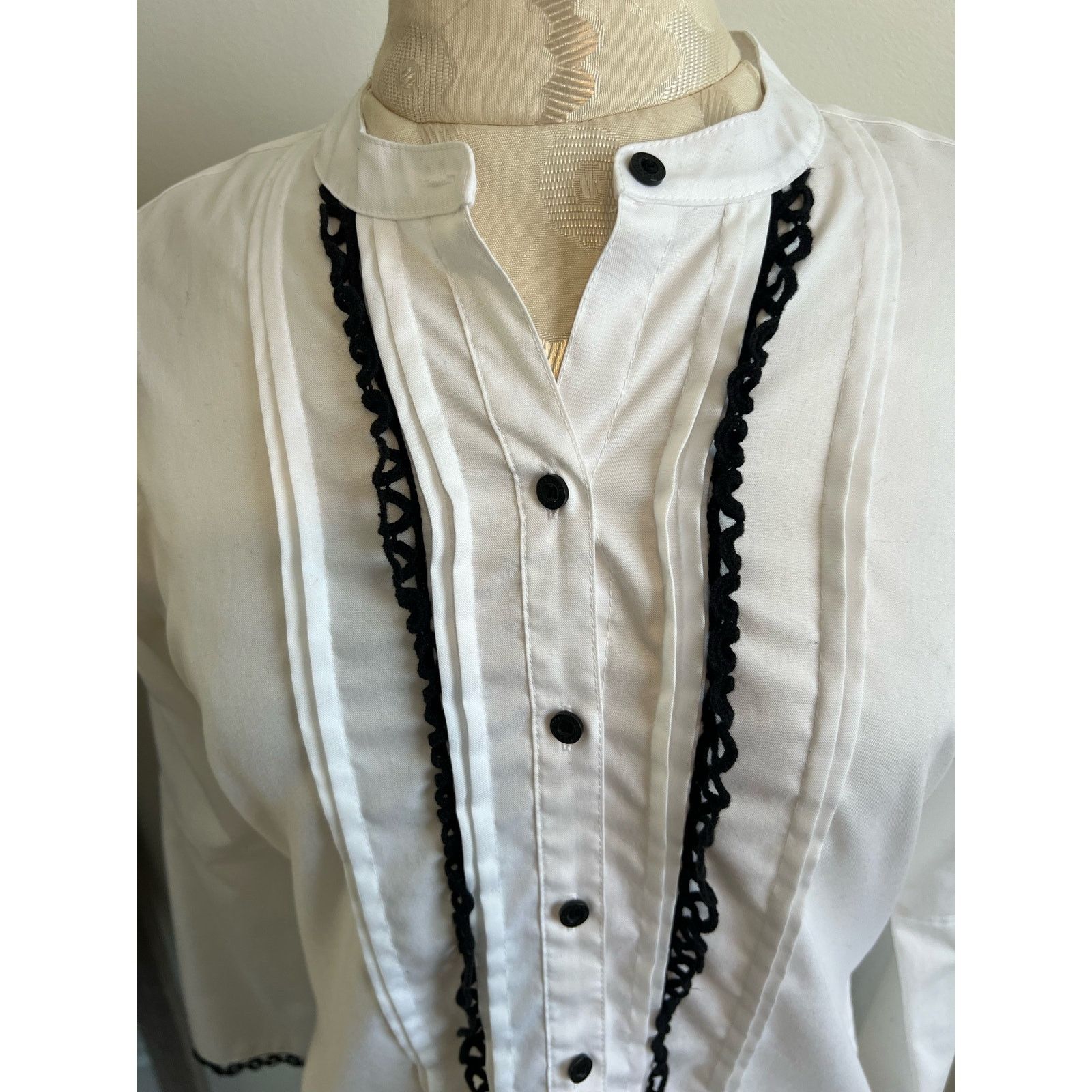 Karl Lagerfeld Karl Lagerfeld Paris White Button Up Blouse Small Size S / US 4 / IT 40 - 3 Thumbnail