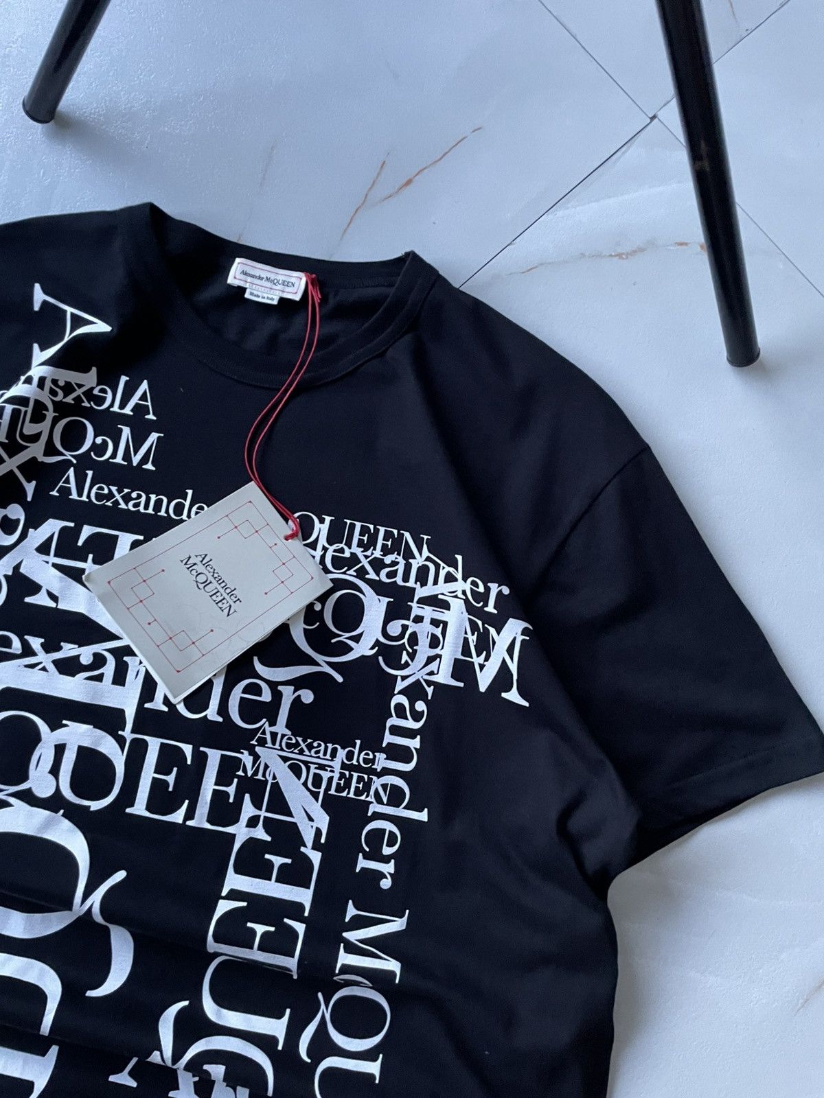 Alexander McQueen ALEXANDER MCQUEEN LOGO PRINT TEE Size US M / EU 48-50 / 2 - 6 Thumbnail