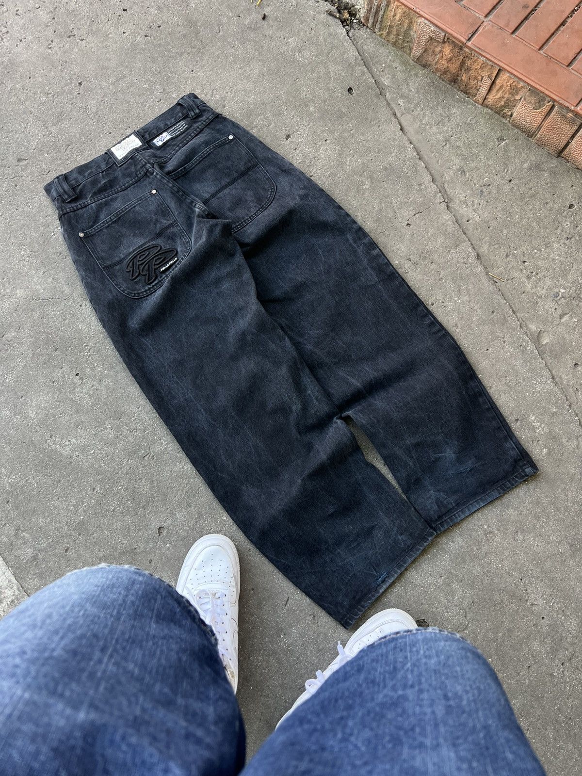 Pelle Pelle VINTAGE PELLE PELLE EMBROIDERED LOGO BAGGY JEANS Y2K HYPE Size US 30 / EU 46 - 2 Thumbnail