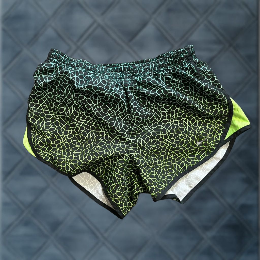 Nike Nike DriFit Starglass Tempo Running Shorts Womens XS Multicolor Nike Dri Fit Shorts Geometric Breathable Drawstring Pockets Athletic Lightweight Size 26" / US 2 / IT 38 - 1 Thumbnail