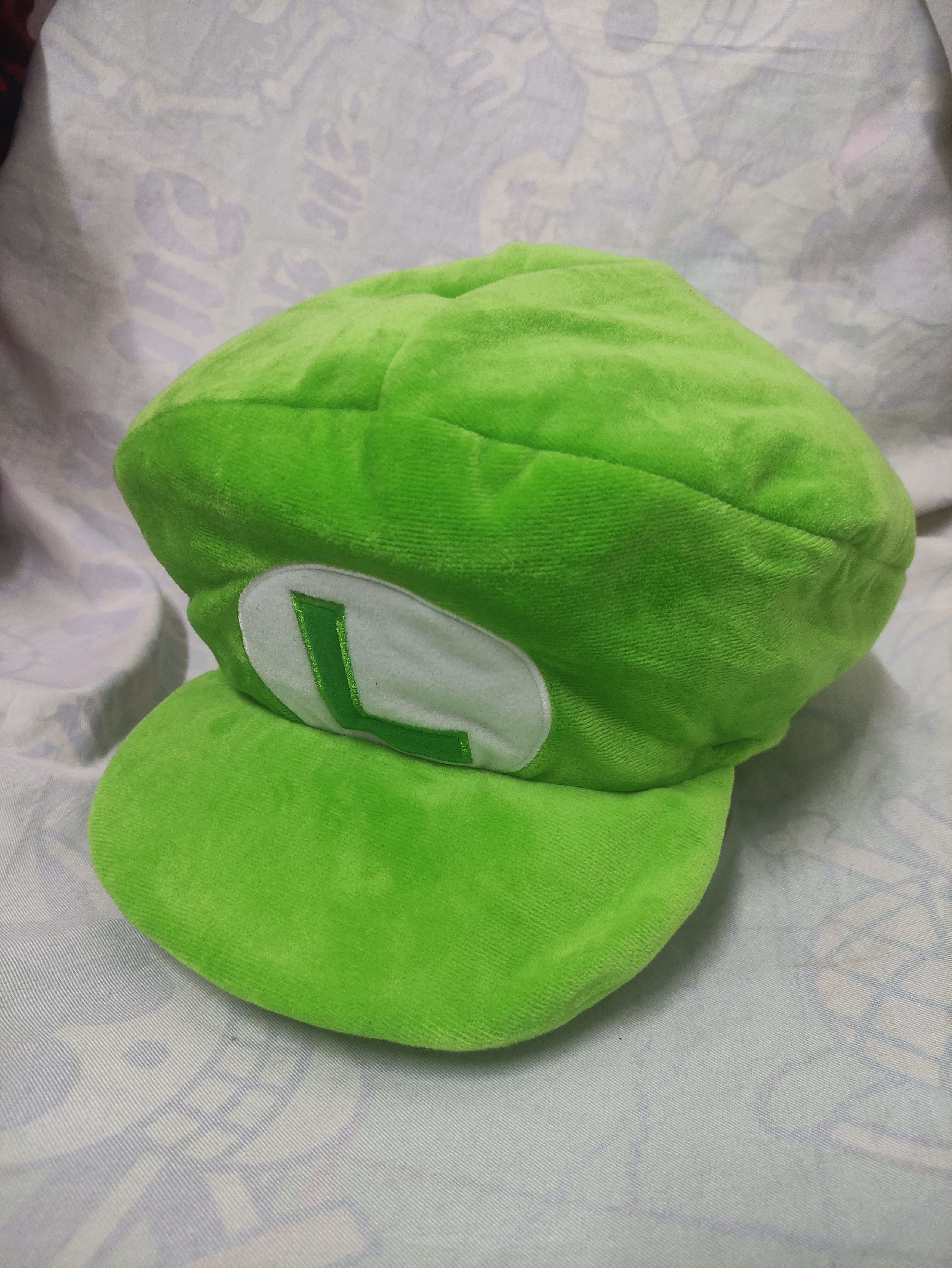 SUPER NINTENDO WORLD LUIGI PILLOW HAT BY UNIVERSAL STUDIOS