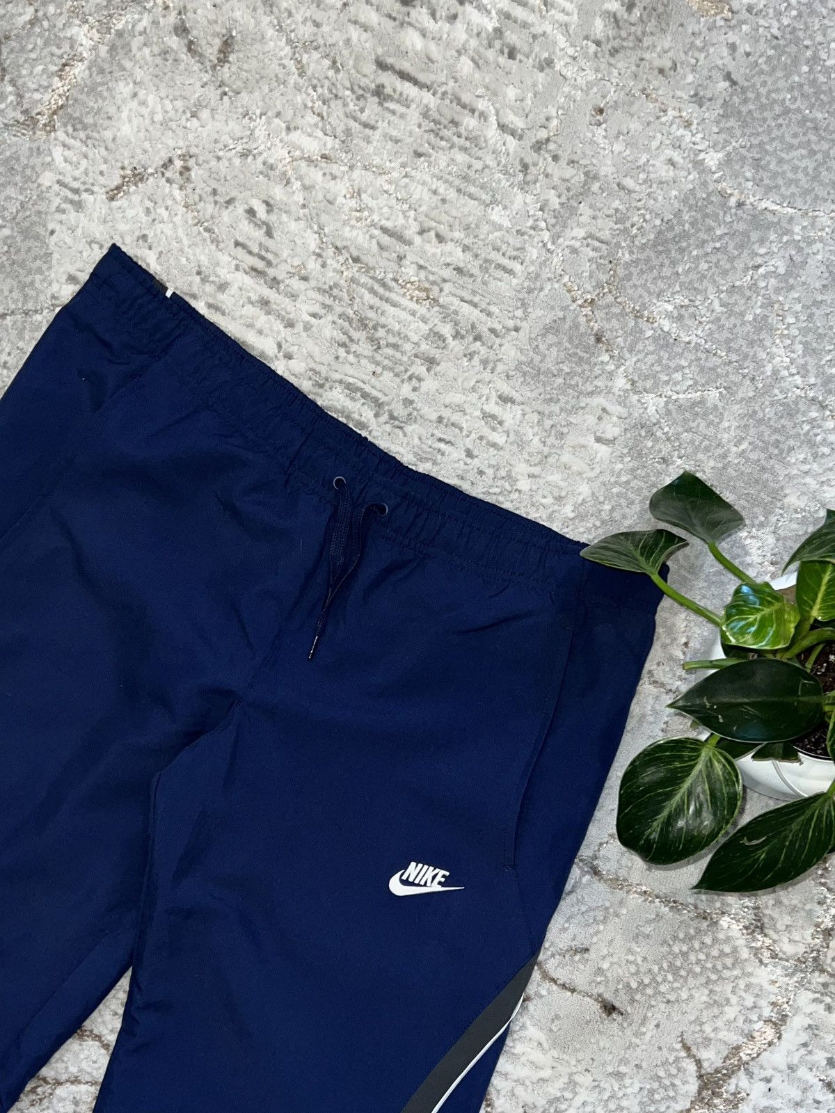 Nike × Vintage NIKE 00S VINTAGE 🦍 NYLON SWEATPANTS Y2K JOGGERS Size US 34 / EU 50 - 2 Thumbnail