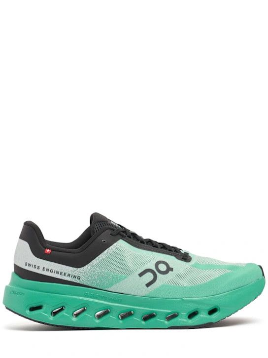 o1lsvrm0425 Cloudsurfer Next Sneakers in Mint/Black