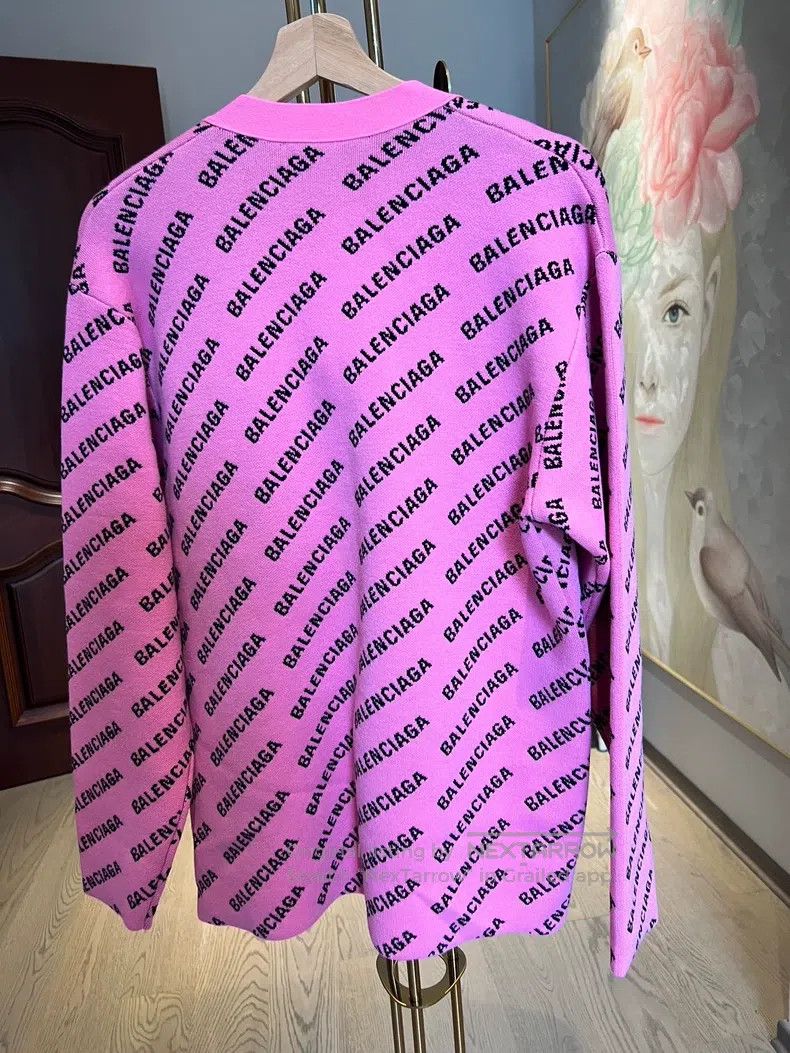 Balenciaga Balenciaga Printed Letter V-Neck Cardigan Size US M / EU 48-50 / 2 - 7 Thumbnail