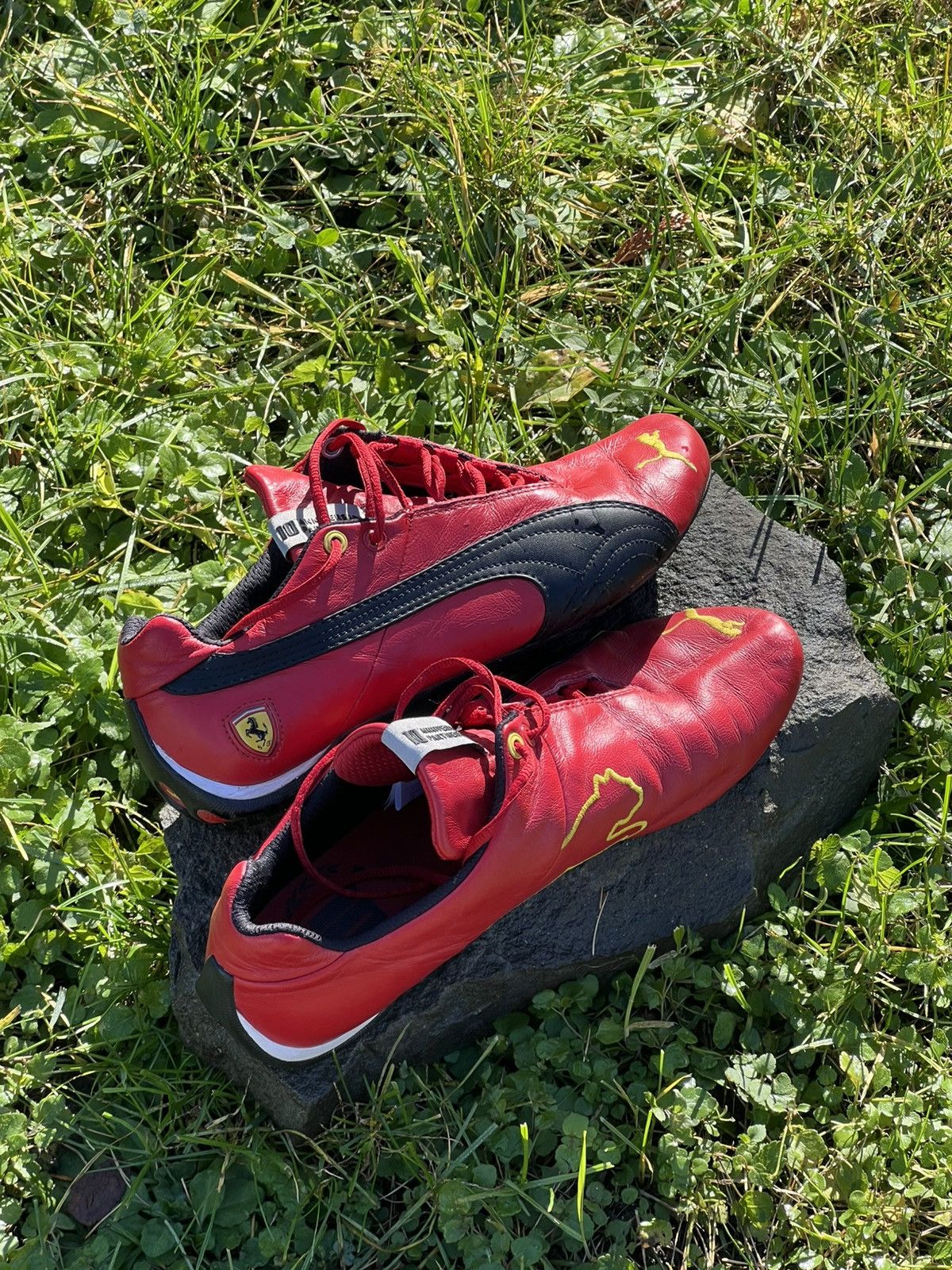 Ferrari × Puma Puma Speedcat x ferrari vintage Size US 9 / EU 42 - 3 Thumbnail