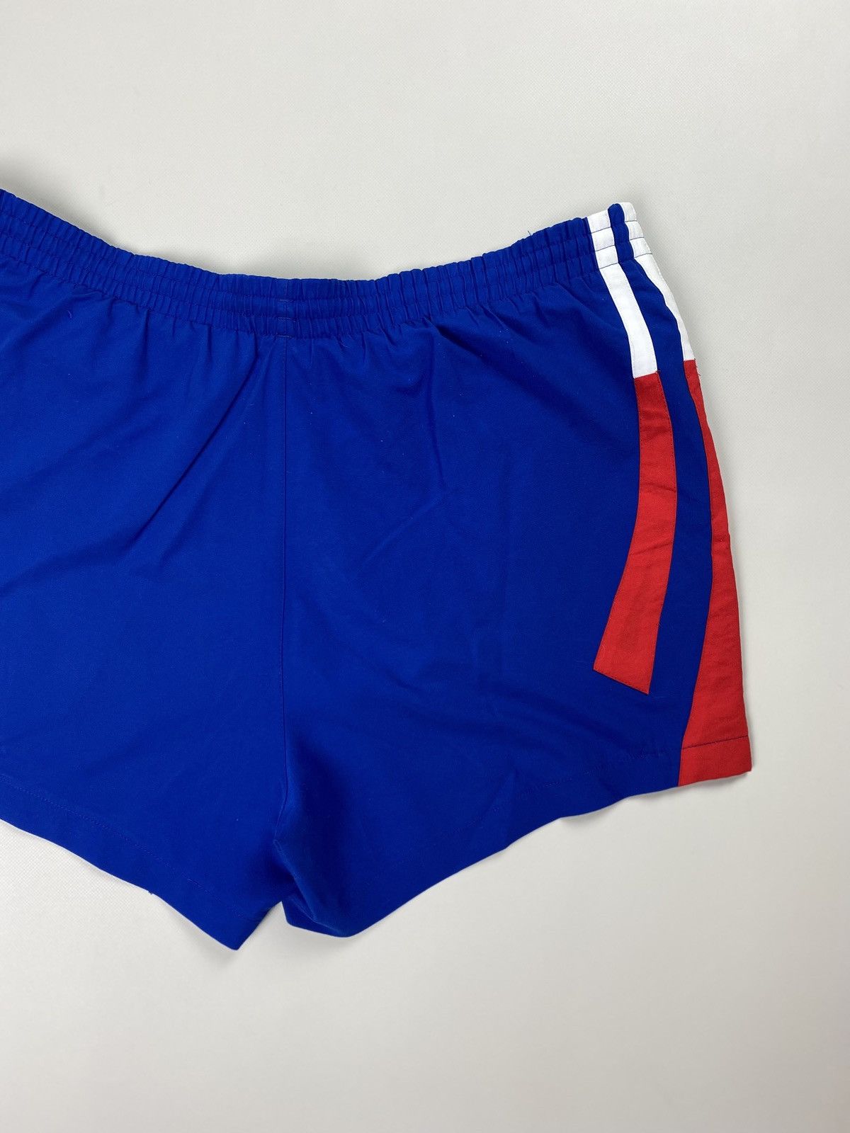 Vintage Adidas vintage men’s shorts size L Size US 34 / EU 50 - 16 Thumbnail