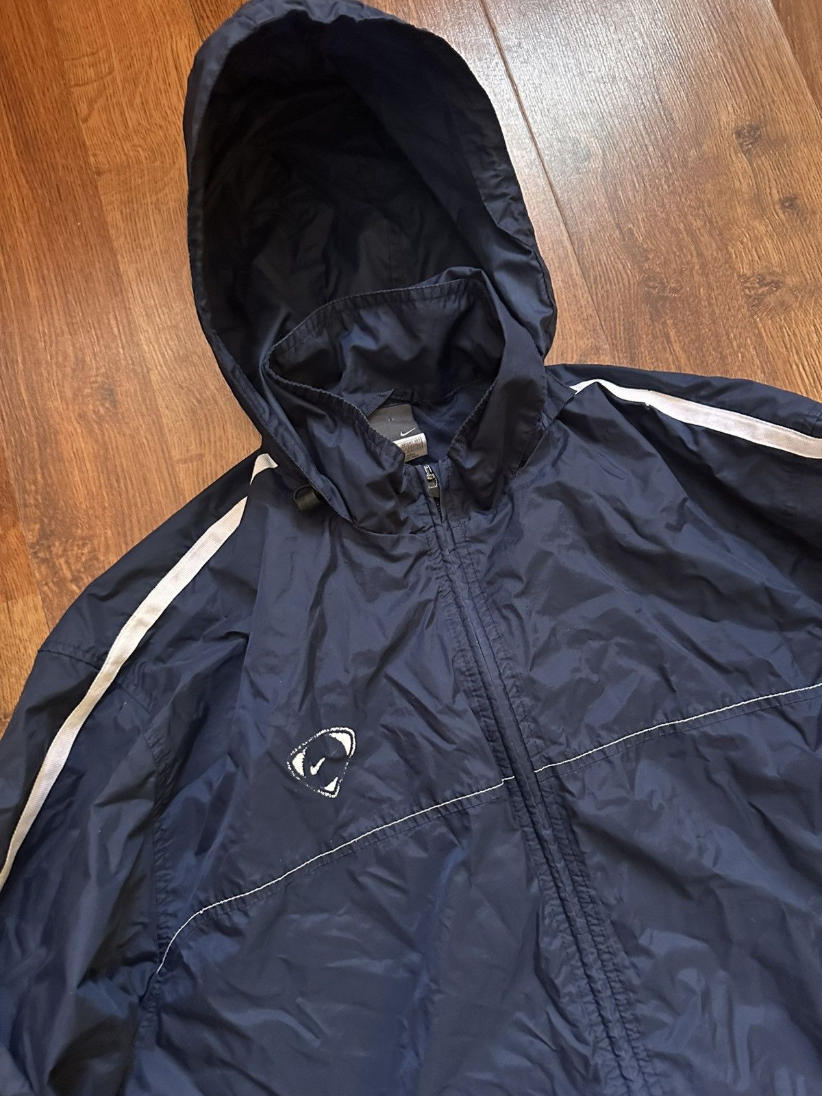 Nike RARE Vintage Nike Team Training Center Archive Windbreaker L Size US L / EU 52-54 / 3 - 3 Thumbnail
