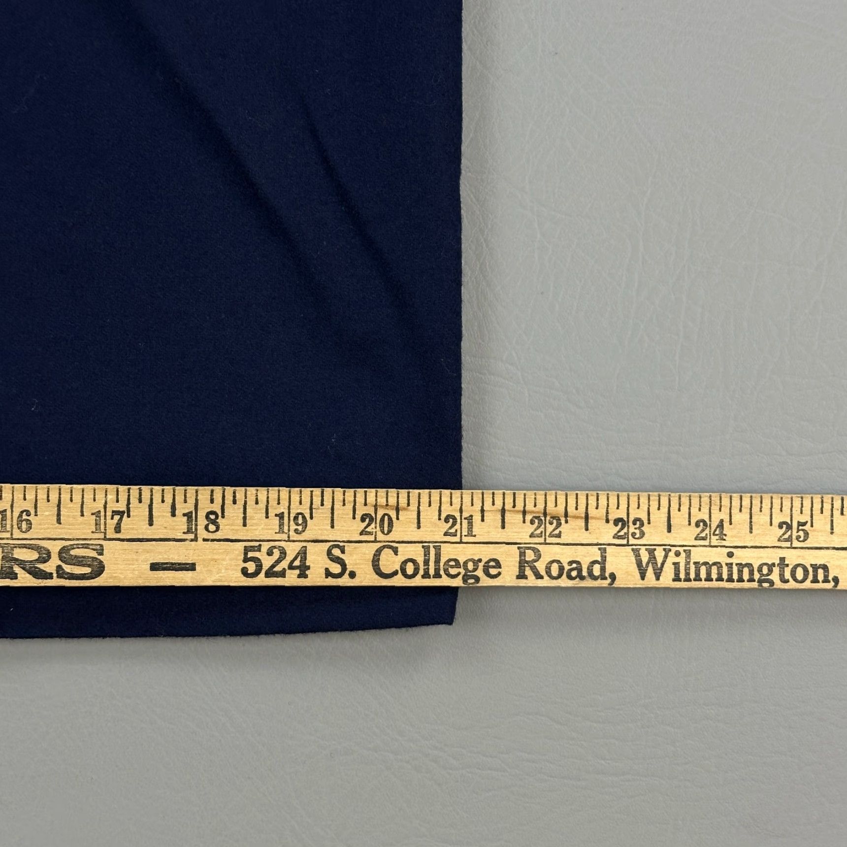 Pendleton VINTAGE Pendleton Skirt Women’s 12 Navy Virgin Wool Pockets Office USA Made 90s Size 34" / US 12 / IT 48 - 3 Thumbnail