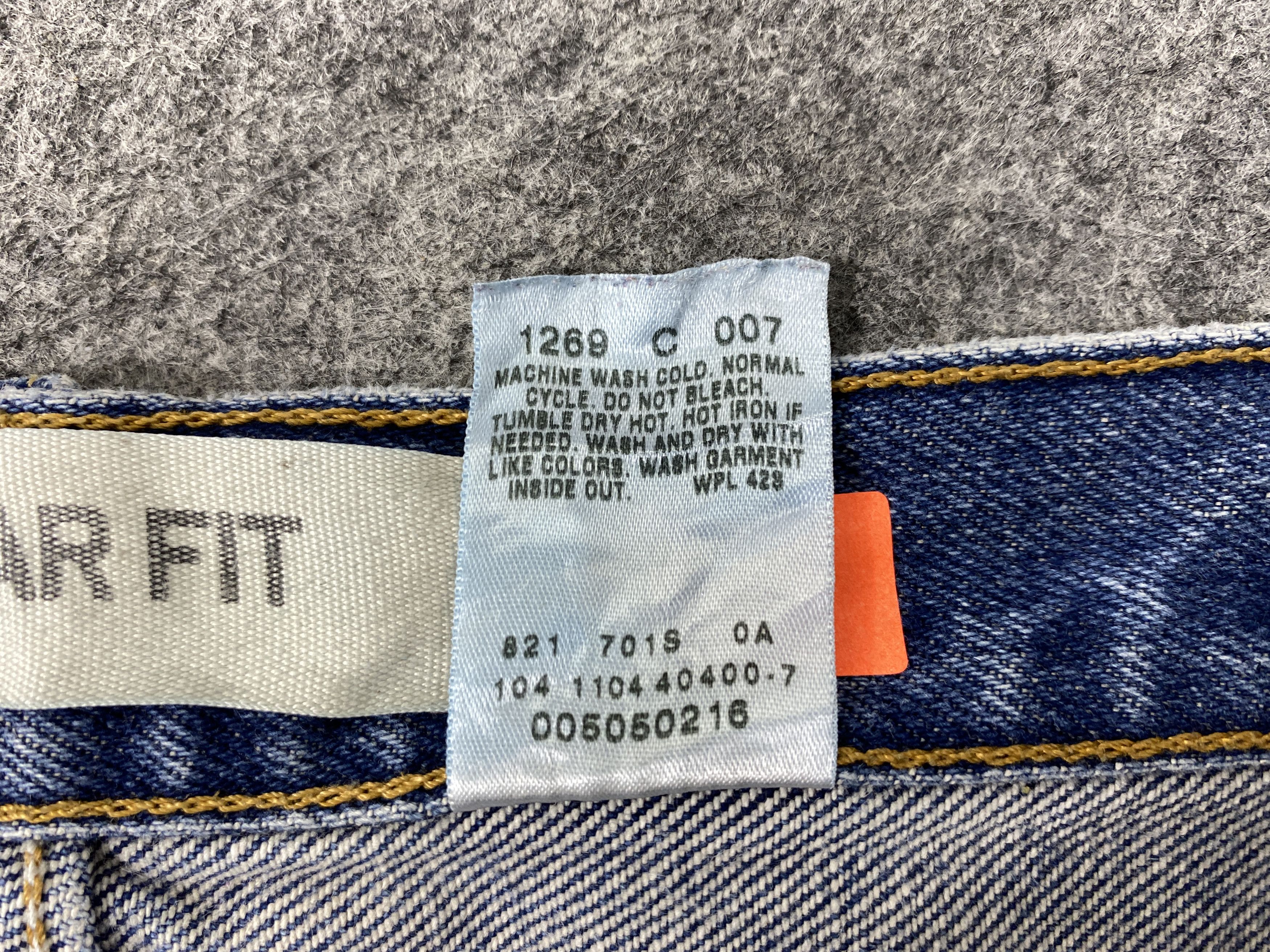 Levi's Dirty Blue Vintage Levi's 505 Jeans 37x36 Denim -JN1878 Size US 37 - 8 Thumbnail