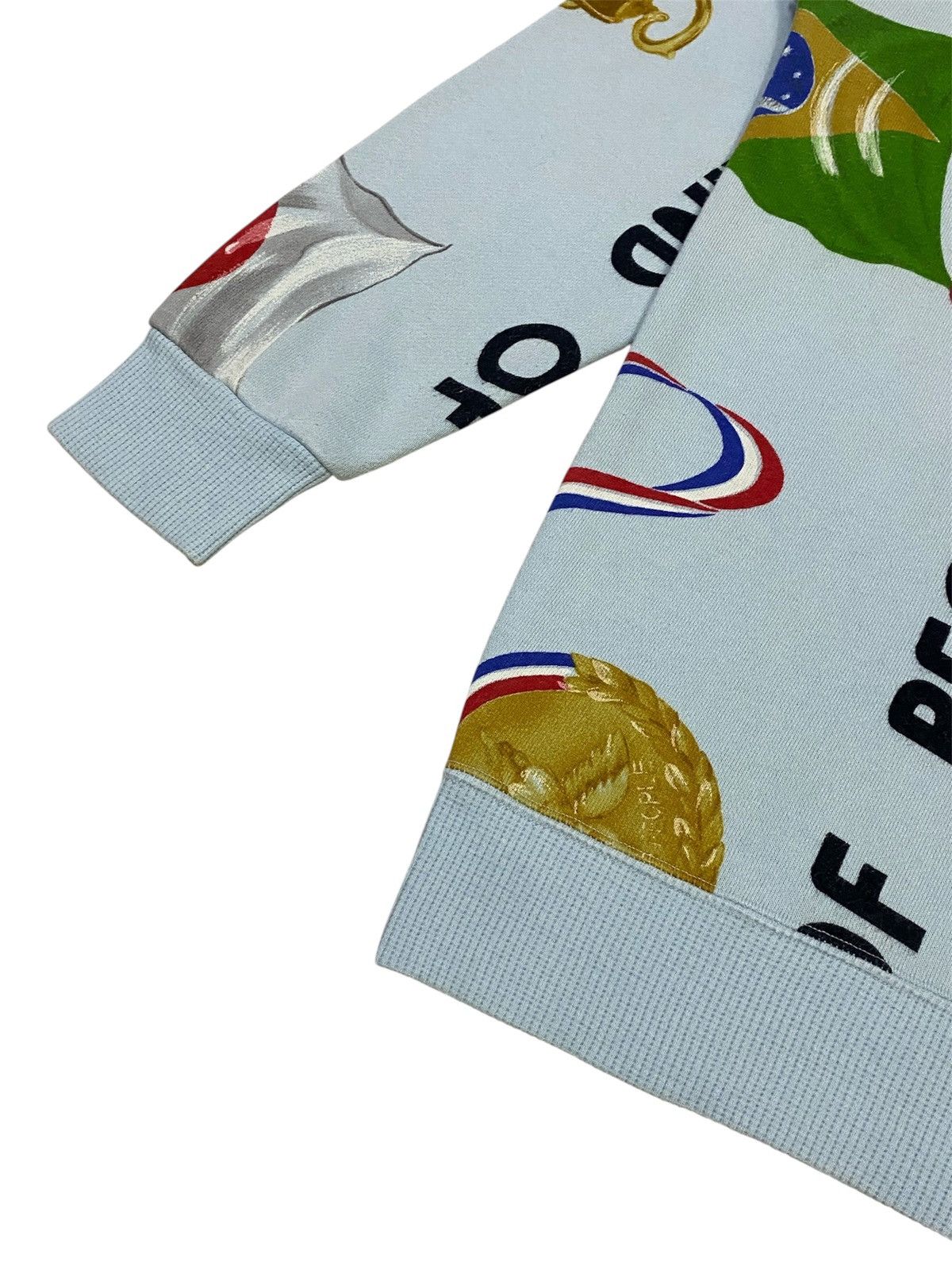 Issey Miyake Rare🔥Vintage Issey Miyake Fullprint Flag Trophy Sweatshirt Size US M / EU 48-50 / 2 - 9 Thumbnail
