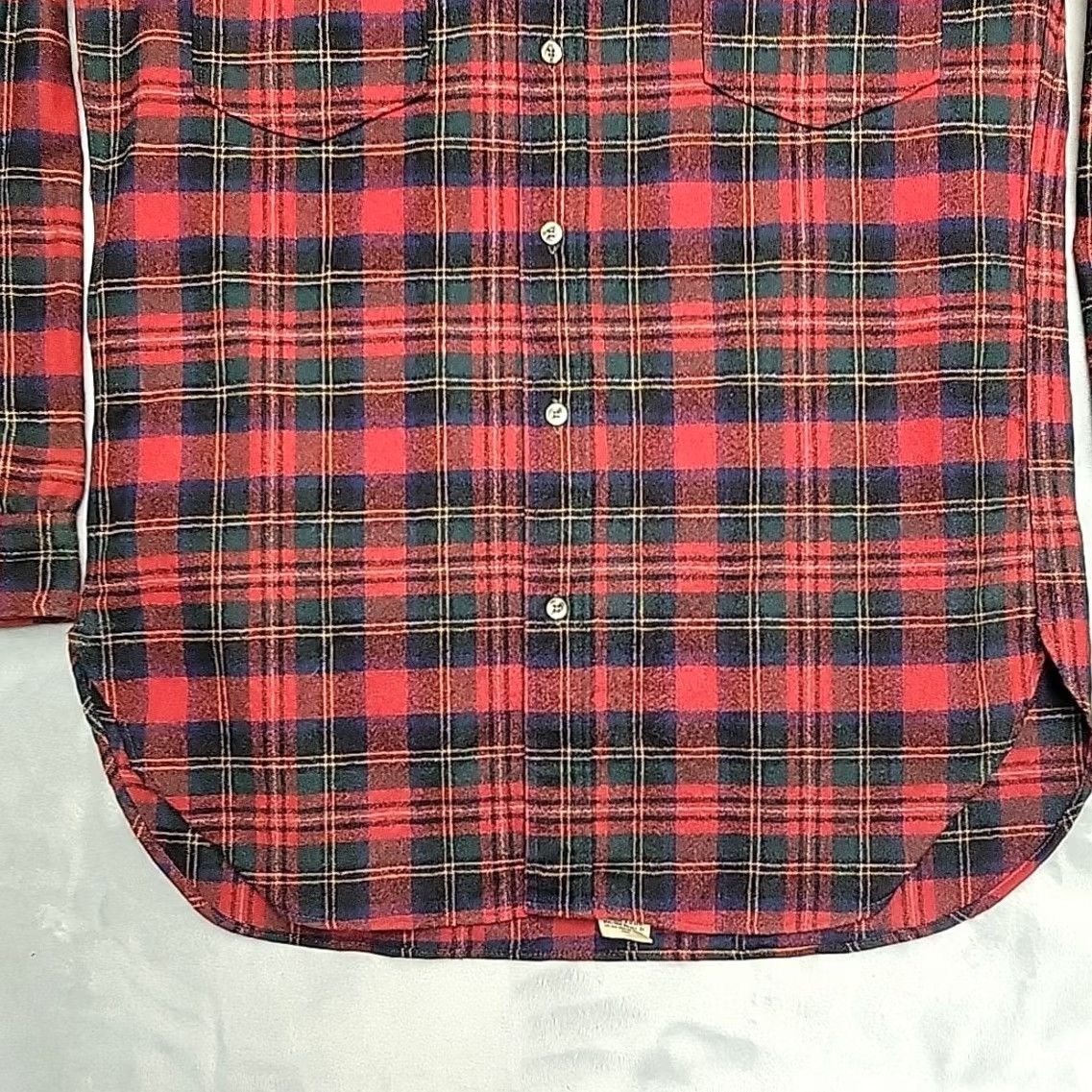 Pendleton VTG Pendleton Shirt Mens 16 Red Tartan Plaid Wool Flap Pocket Made in USA Board Shirt Mens 16 Red Wool Plaid Flap Pocket Pendleton VTG Board USA Size US L / EU 52-54 / 3 - 2 Thumbnail