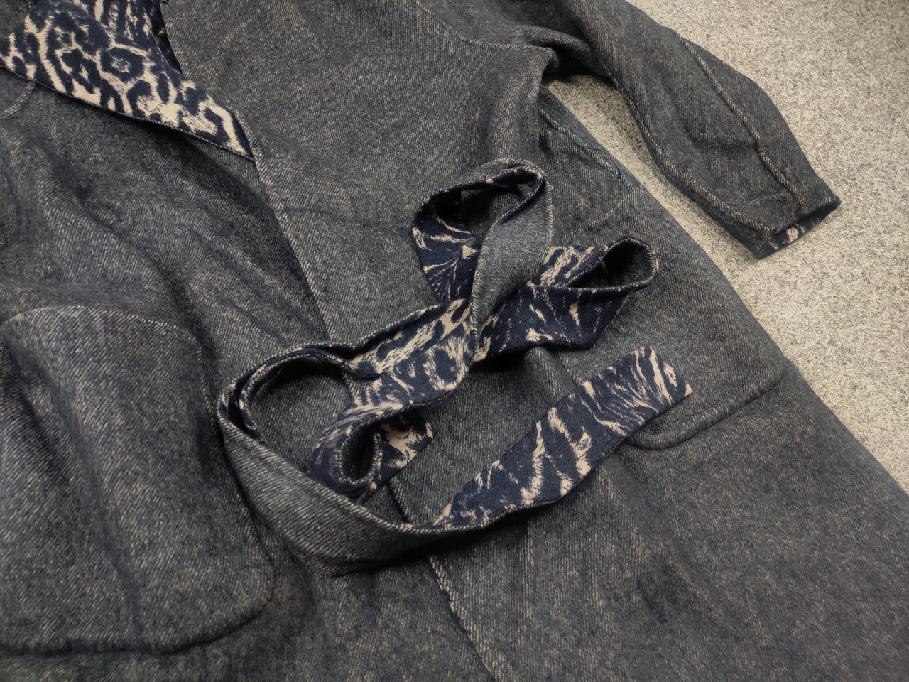 Max Mara Max Mara Weekend Virgin Wool Animal reversible Coat Jacket Size L / US 10 / IT 46 - 16 Thumbnail