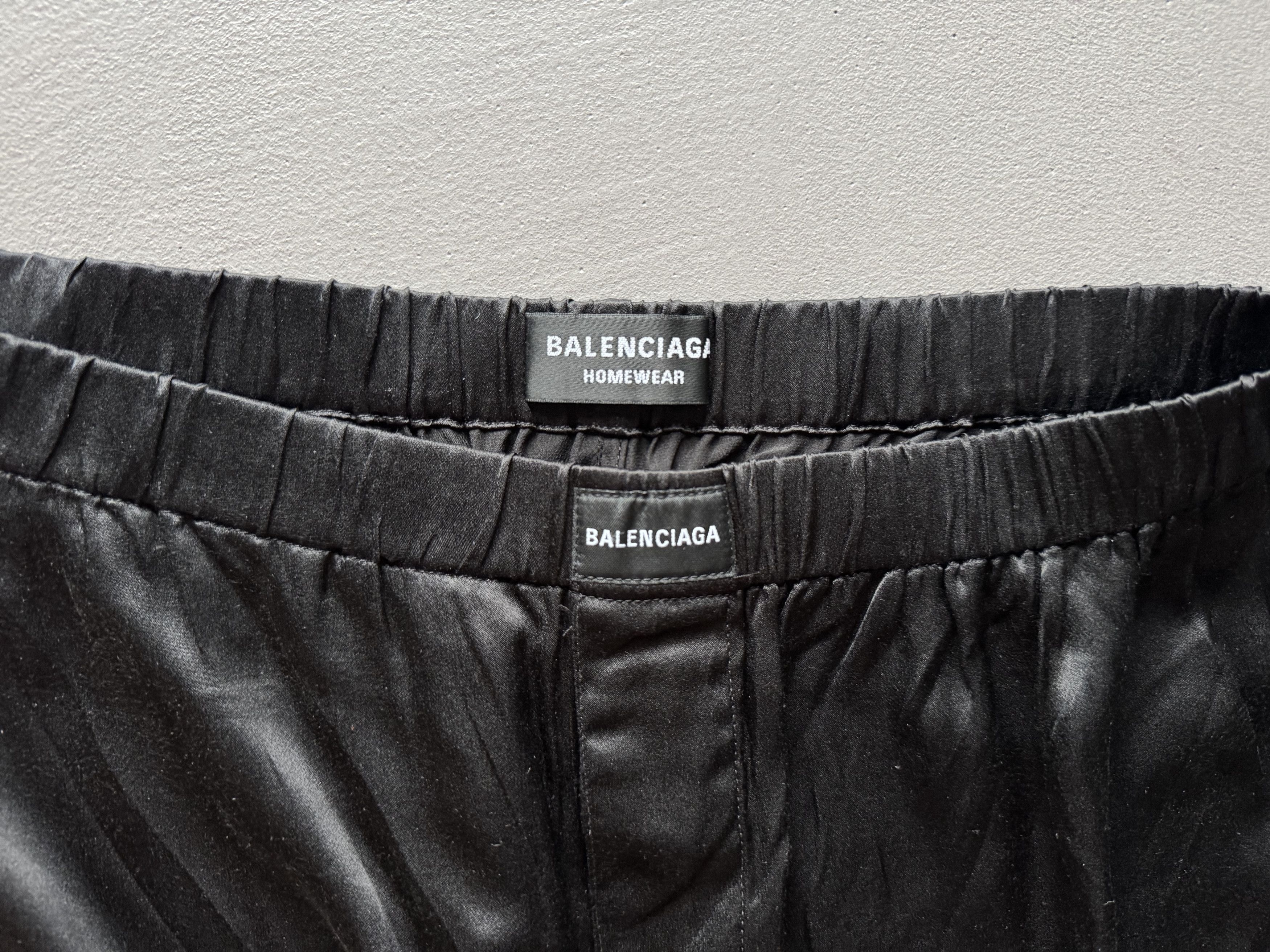 Balenciaga Balenciaga Homewear Satin Silk Boxer Shorts Size US 30 / EU 46 - 2 Thumbnail
