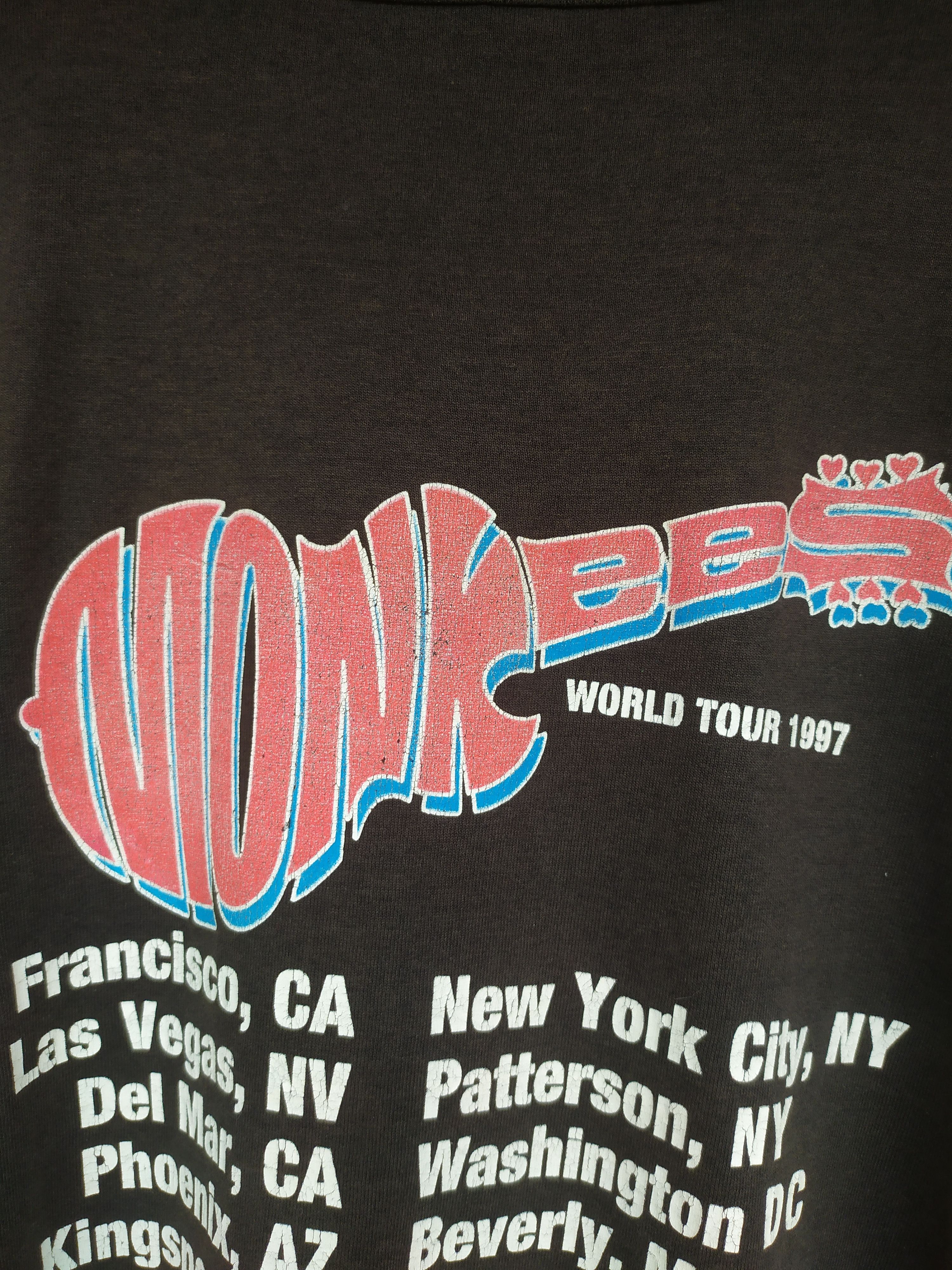 Band Tees Vintage Monkees Tour 1997 Size US XL / EU 56 / 4 - 11 Thumbnail