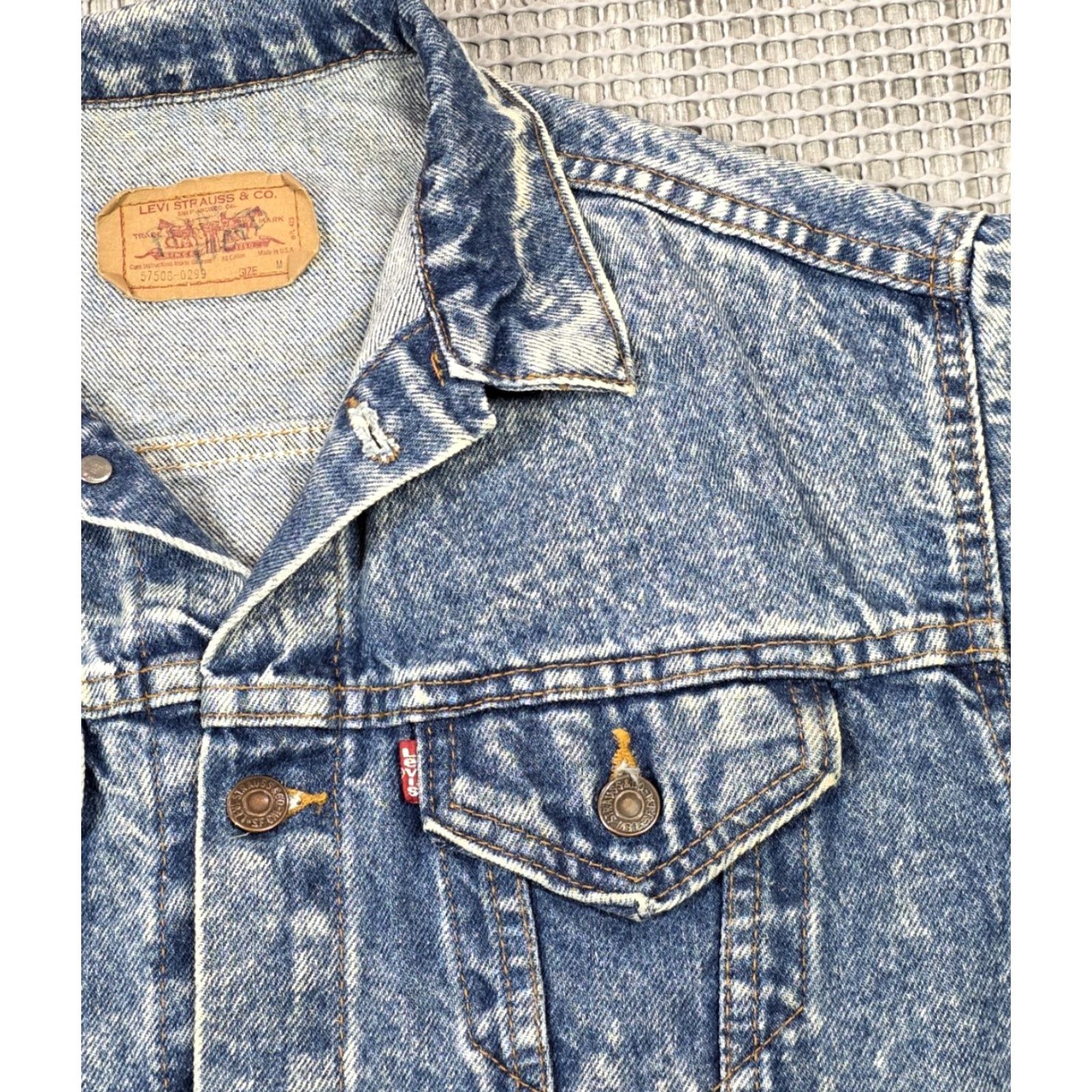 Levi's VINTAGE Levi’s Trucker Jacket Denim Stonewash 57508 80s 90s Mens Small Blue Distressed Logo Pockets Short Jean Jacket Size US 29 - 5 Thumbnail