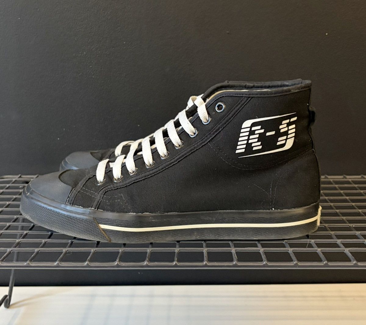 Adidas × Raf Simons Archive Raf Simons Matrix Spirit High - Black/ White - US 9 Size US 9 / EU 42 - 2 Thumbnail