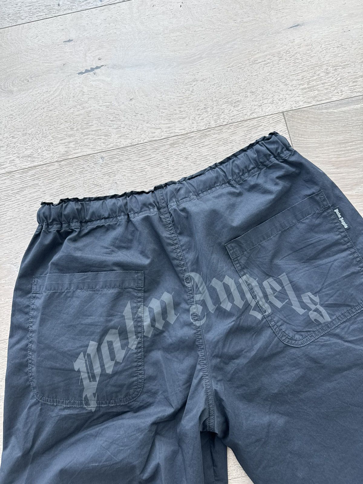 Palm angels back logo cut off shorts