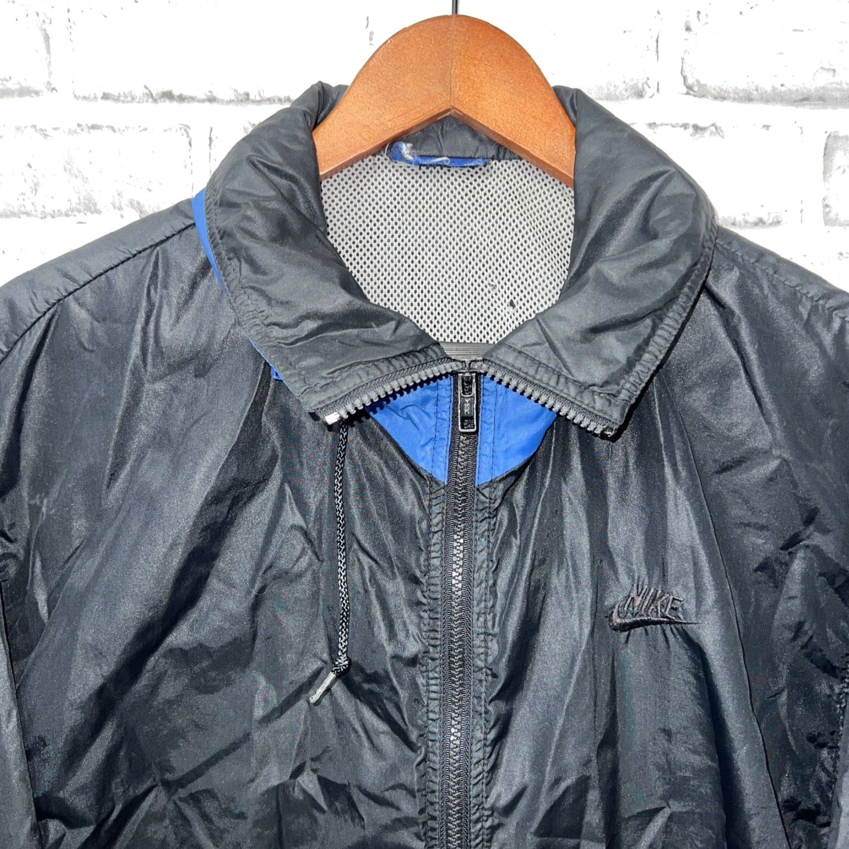 Nike VINTAGE 1980s Nike Hooded Blue Rain Windbreaker Jacket Adult Large Mens Size US L / EU 52-54 / 3 - 2 Thumbnail