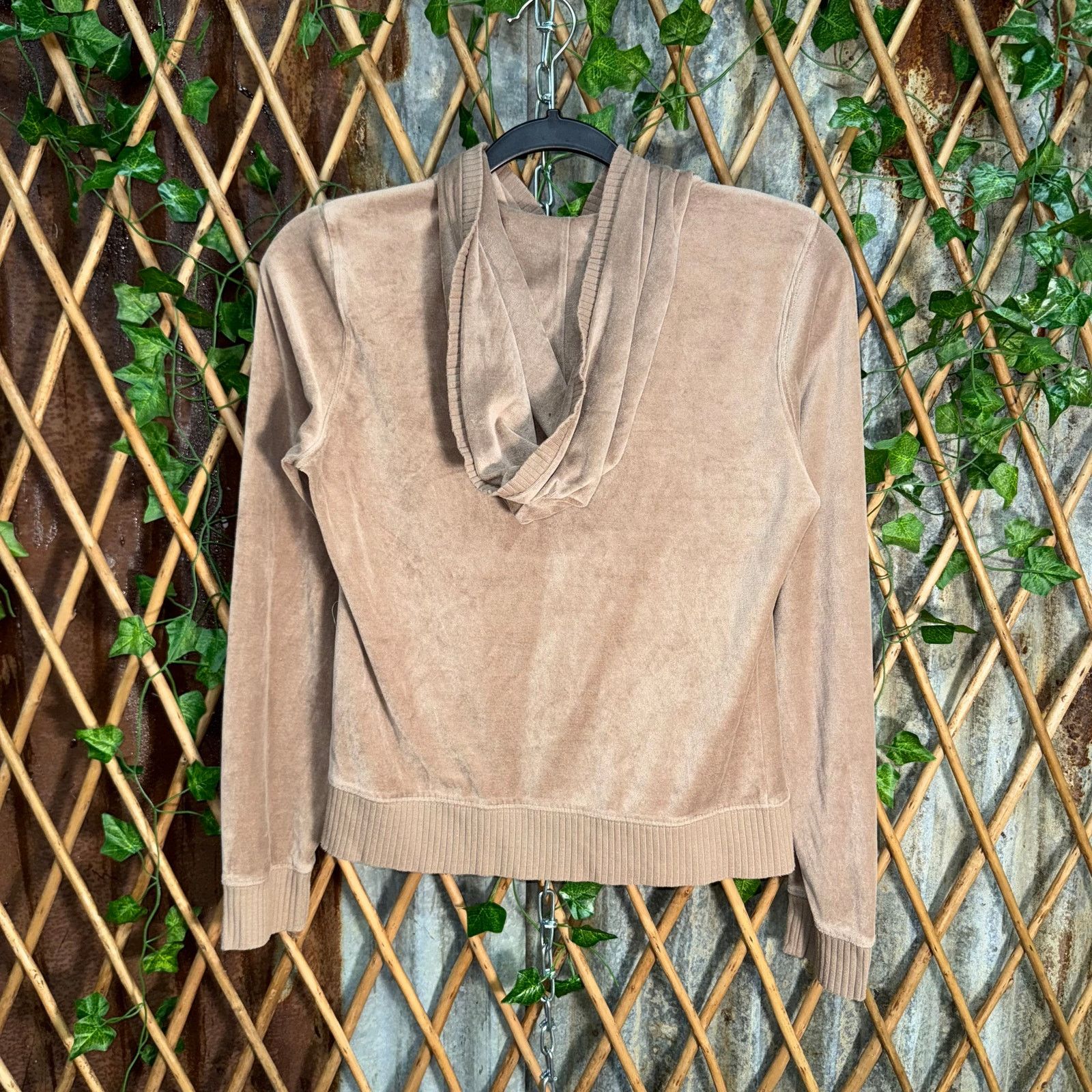 Juicy Couture Vintage Y2K plush juicy velour style 2000s femme zip hoodie Size S / US 4 / IT 40 - 2 Thumbnail