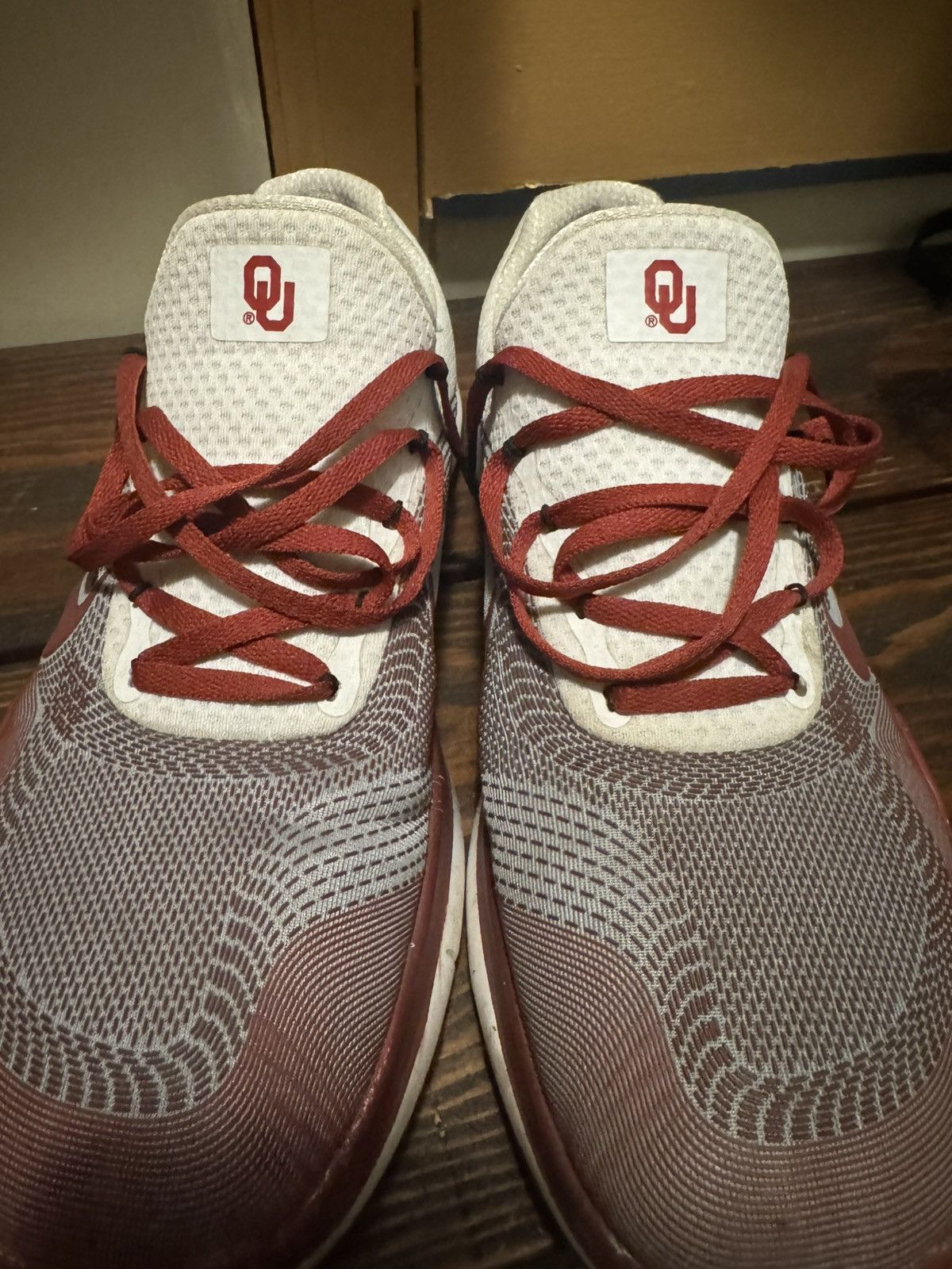 Nike Oklahkma Sooners Nike Free Runs Size US 11 / EU 44 - 2 Thumbnail